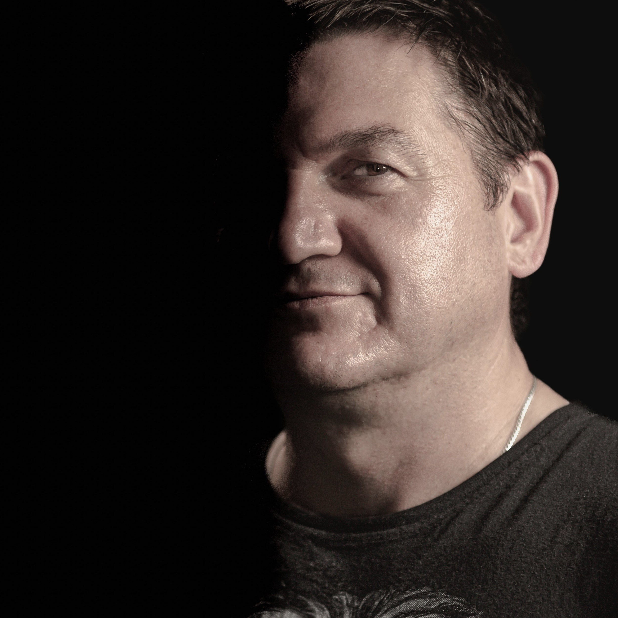 Boris Hlobystov. Portret photographer in Switzerland Artur Magpie