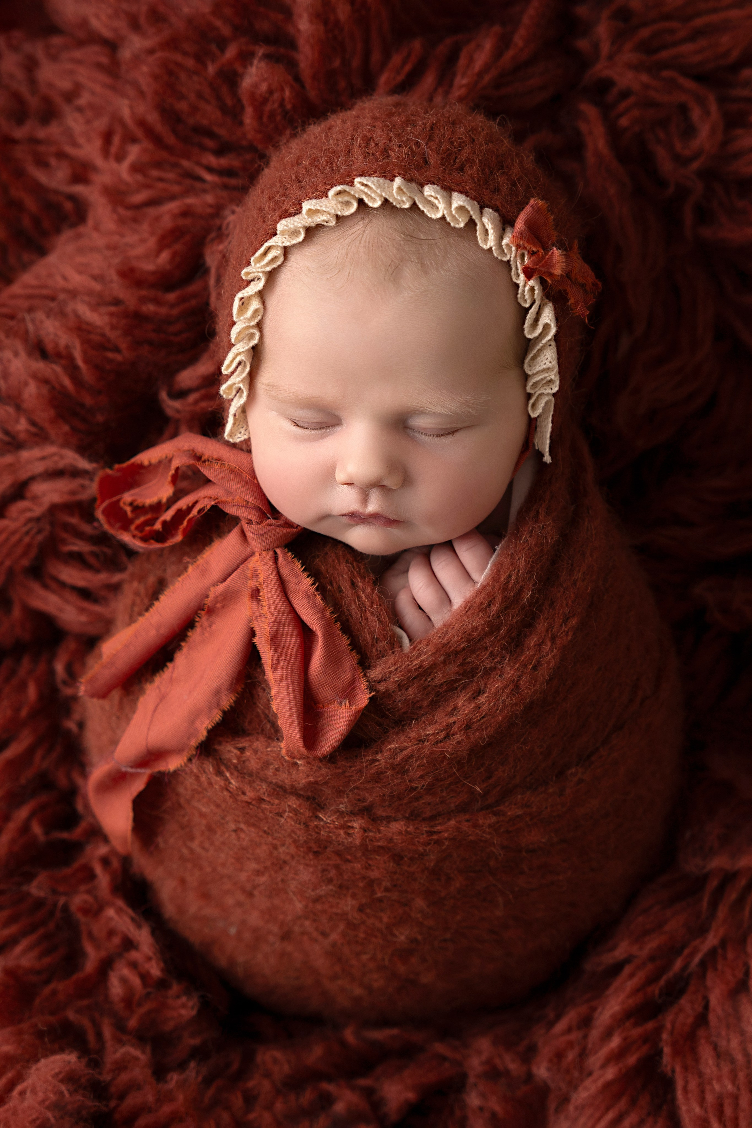 Newborn. Fotograf maternitate, nou-născuți și familie în Cluj-Napoca | Roxana Rusu