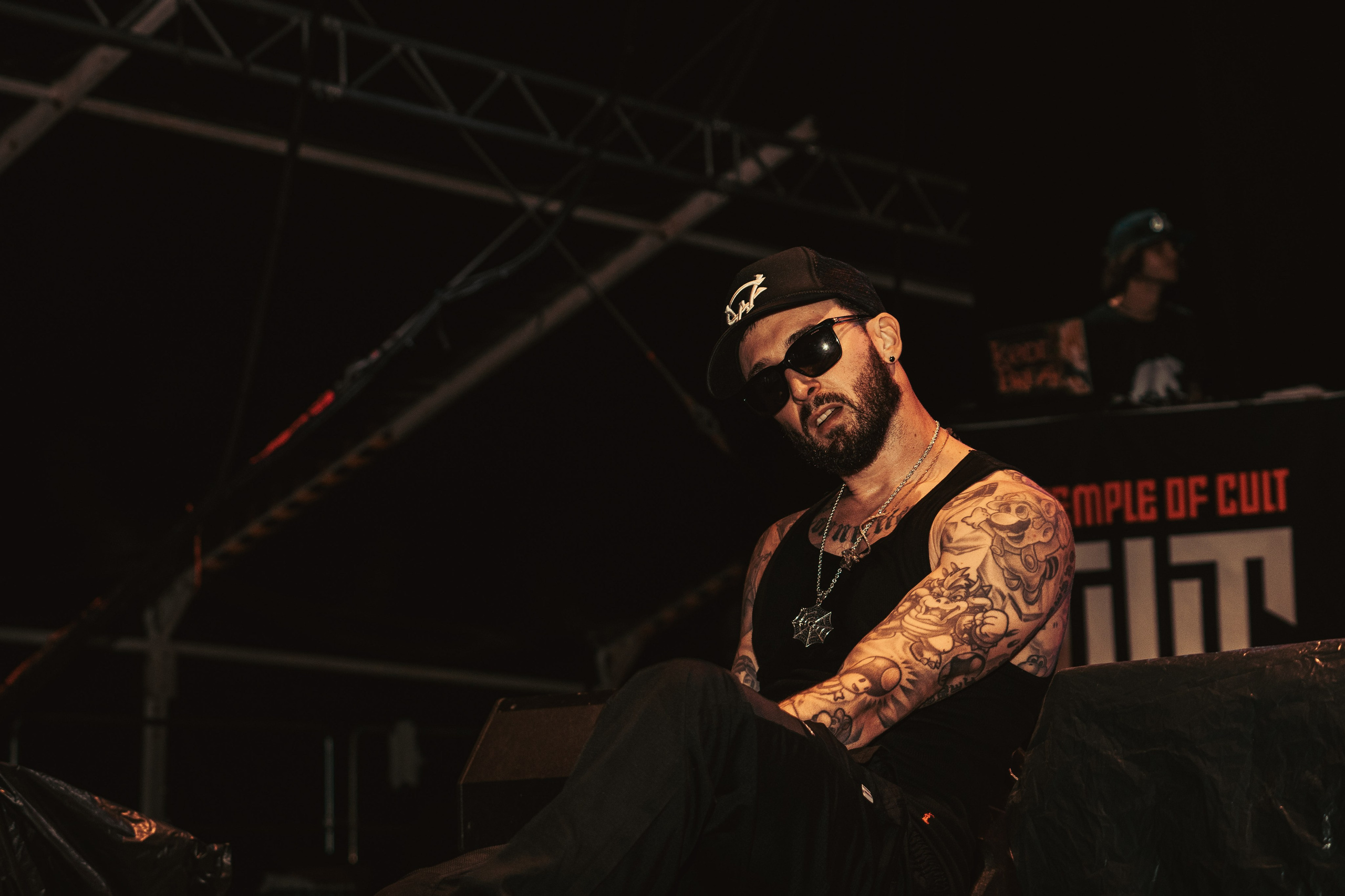 Festarit. VEKE MEDIA