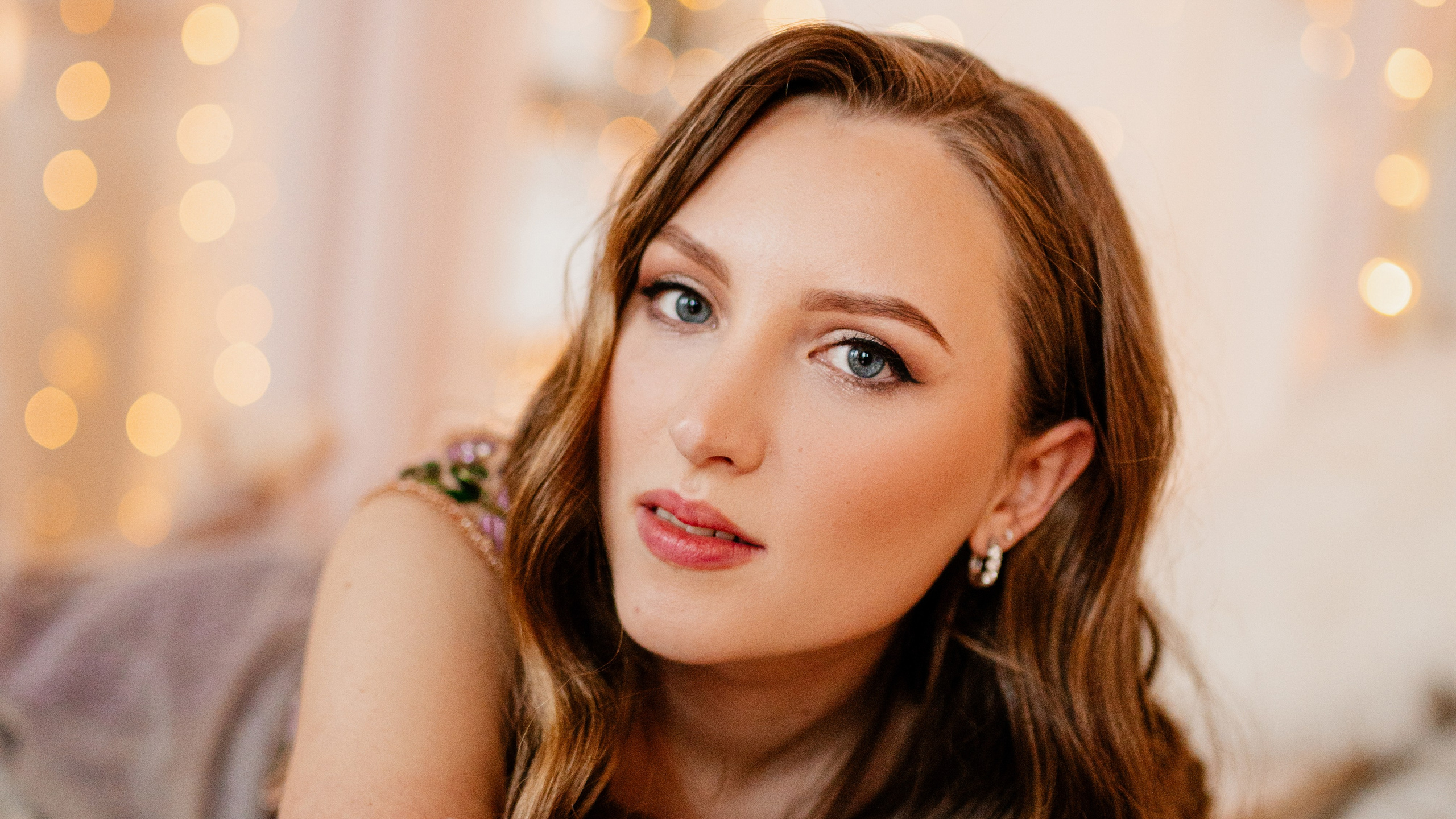 Sergei&Ana&Niki. ANNA-MARIA PHOTO CONTENT CREATOR — fotograf, estét, umělec a vizuální expert na Instagram v Praze