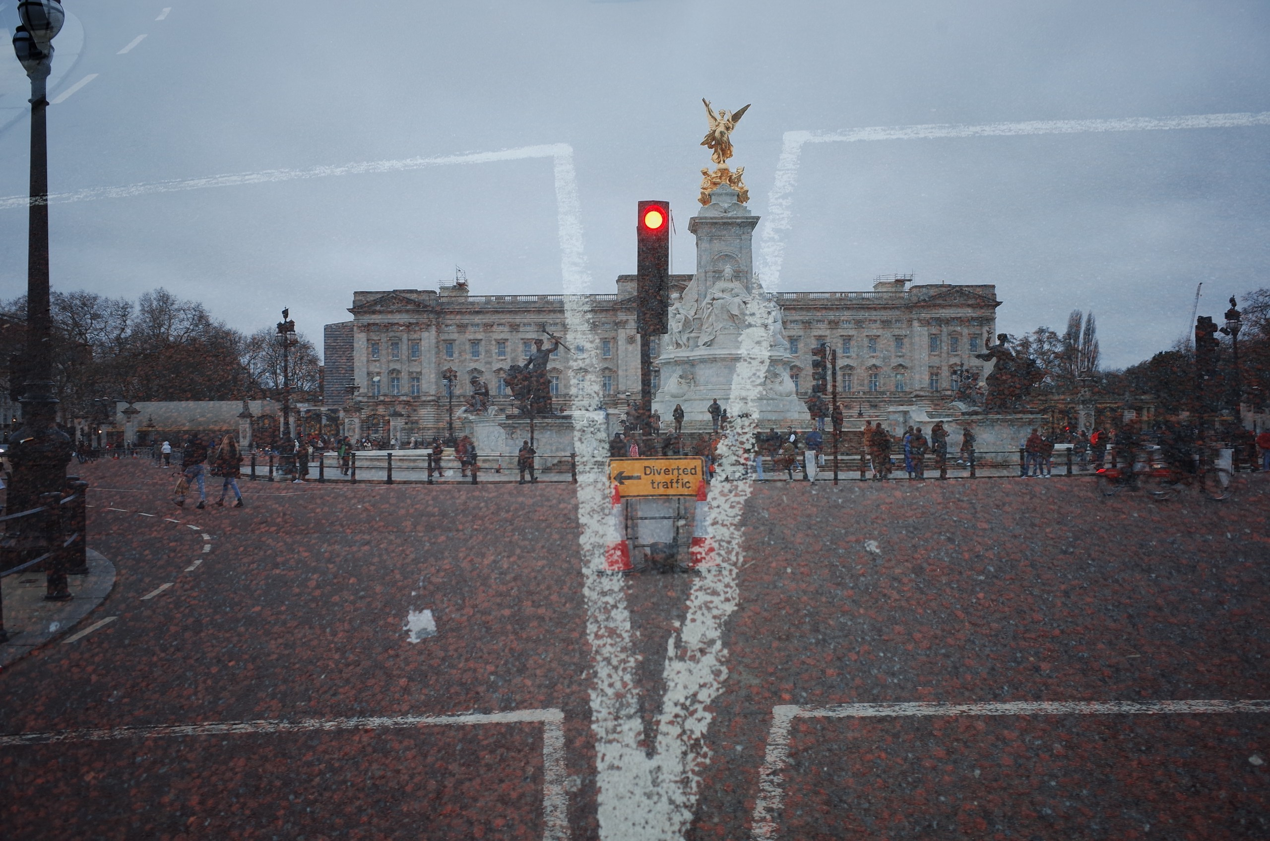 London L(ove) (ust) Letters. Виктория Дини. Арт-фотография