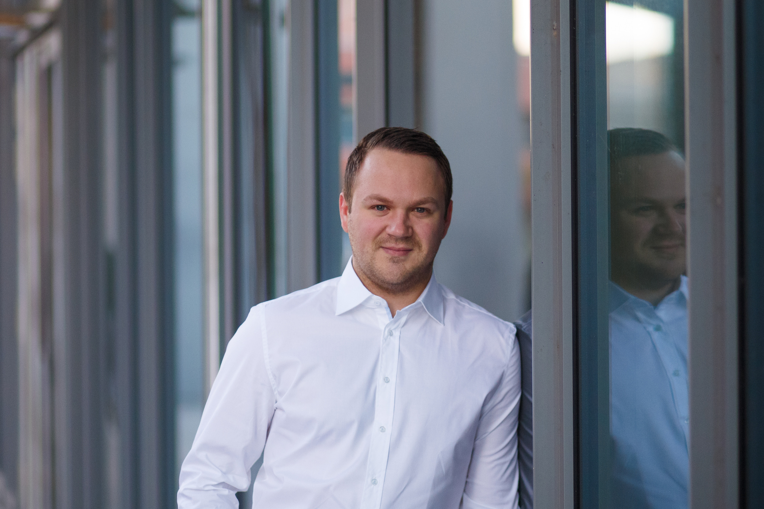 Bewerbungsfoto, Passfoto, Fotograf in Hamburg. Fotografin Hamburg Reinbek Elizaveta Romanova