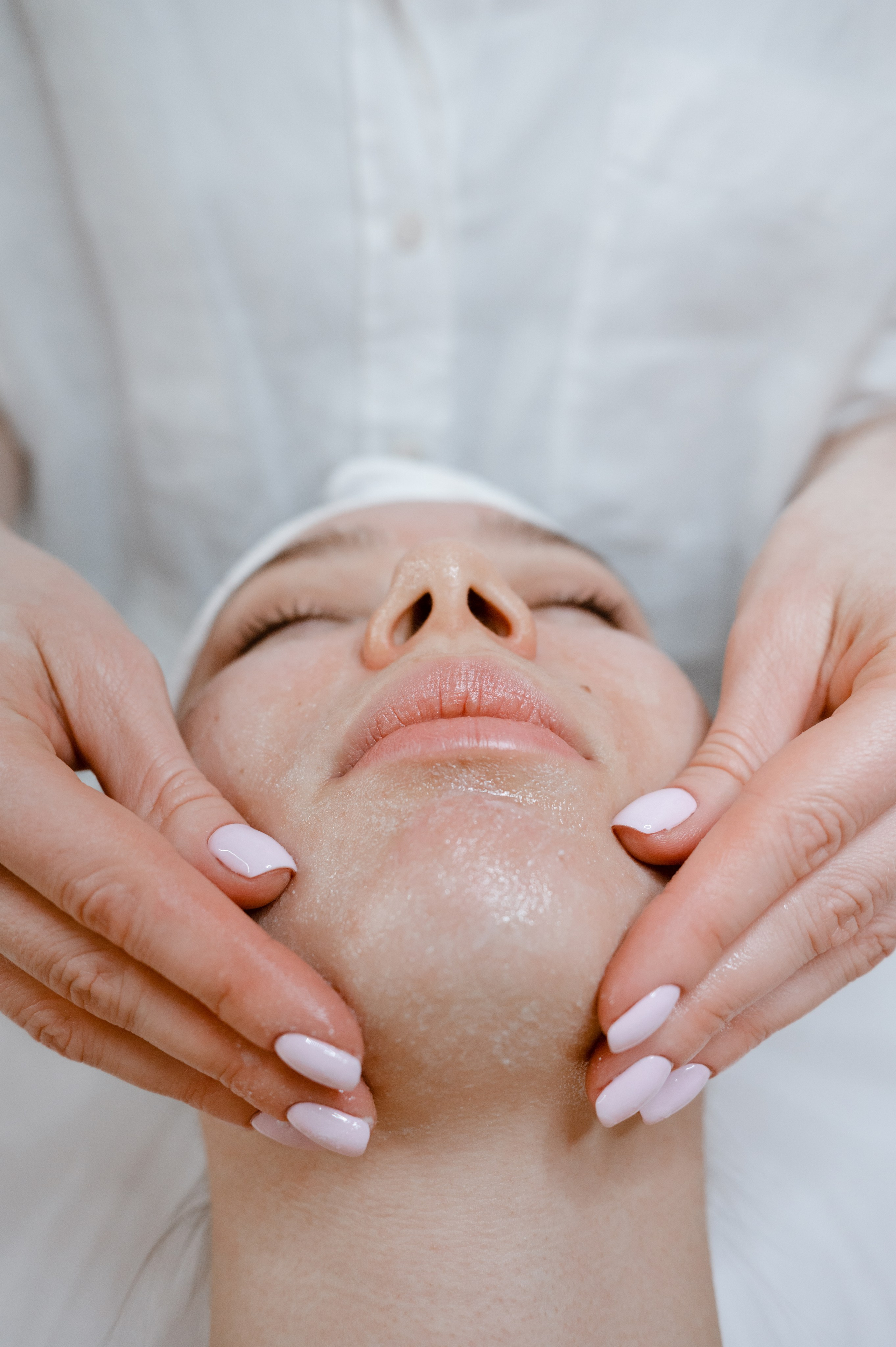 Astudio beauty studio in Prague. ANNA-MARIA PHOTO CONTENT CREATOR — photographer, aesthete, artist, and visual expert for Instagram in Prague