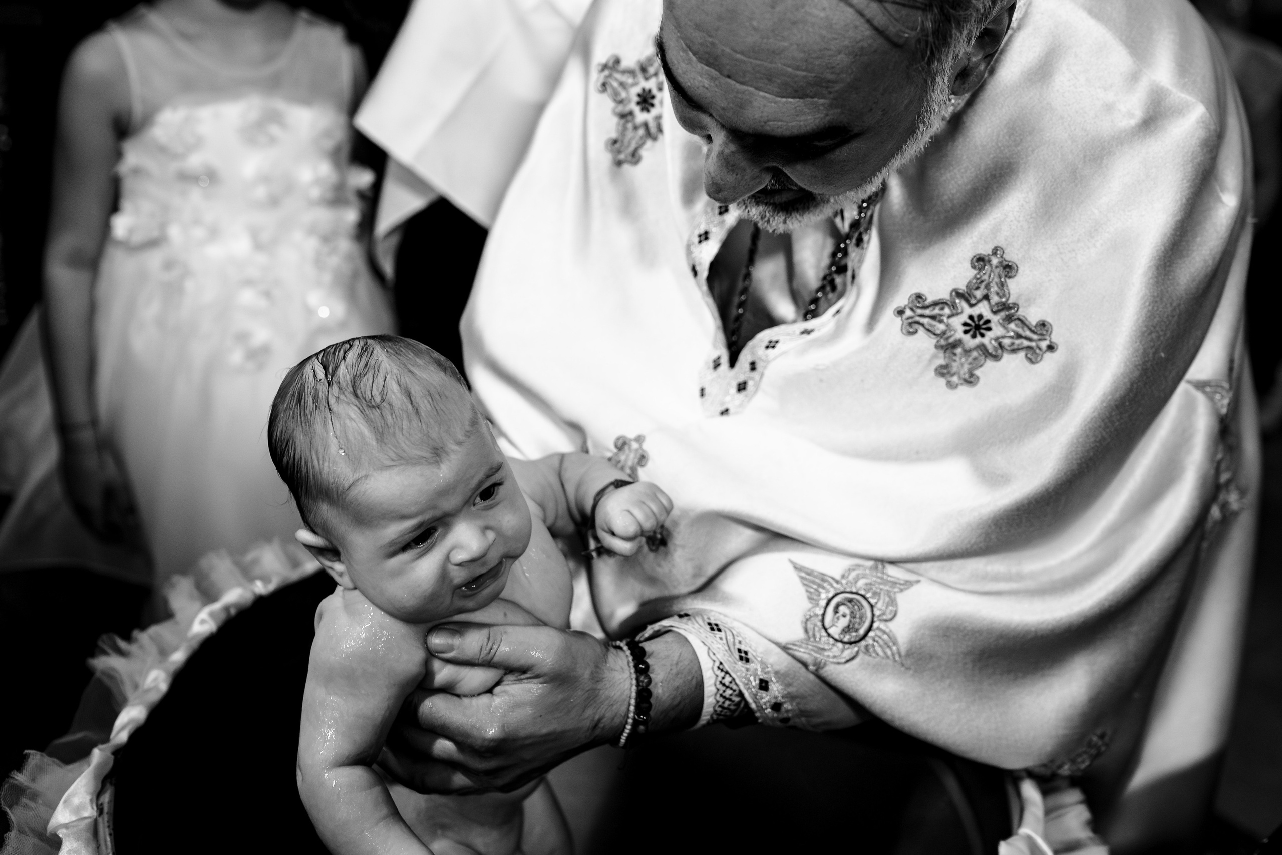 Andreea, Damian si Aris. Acasă