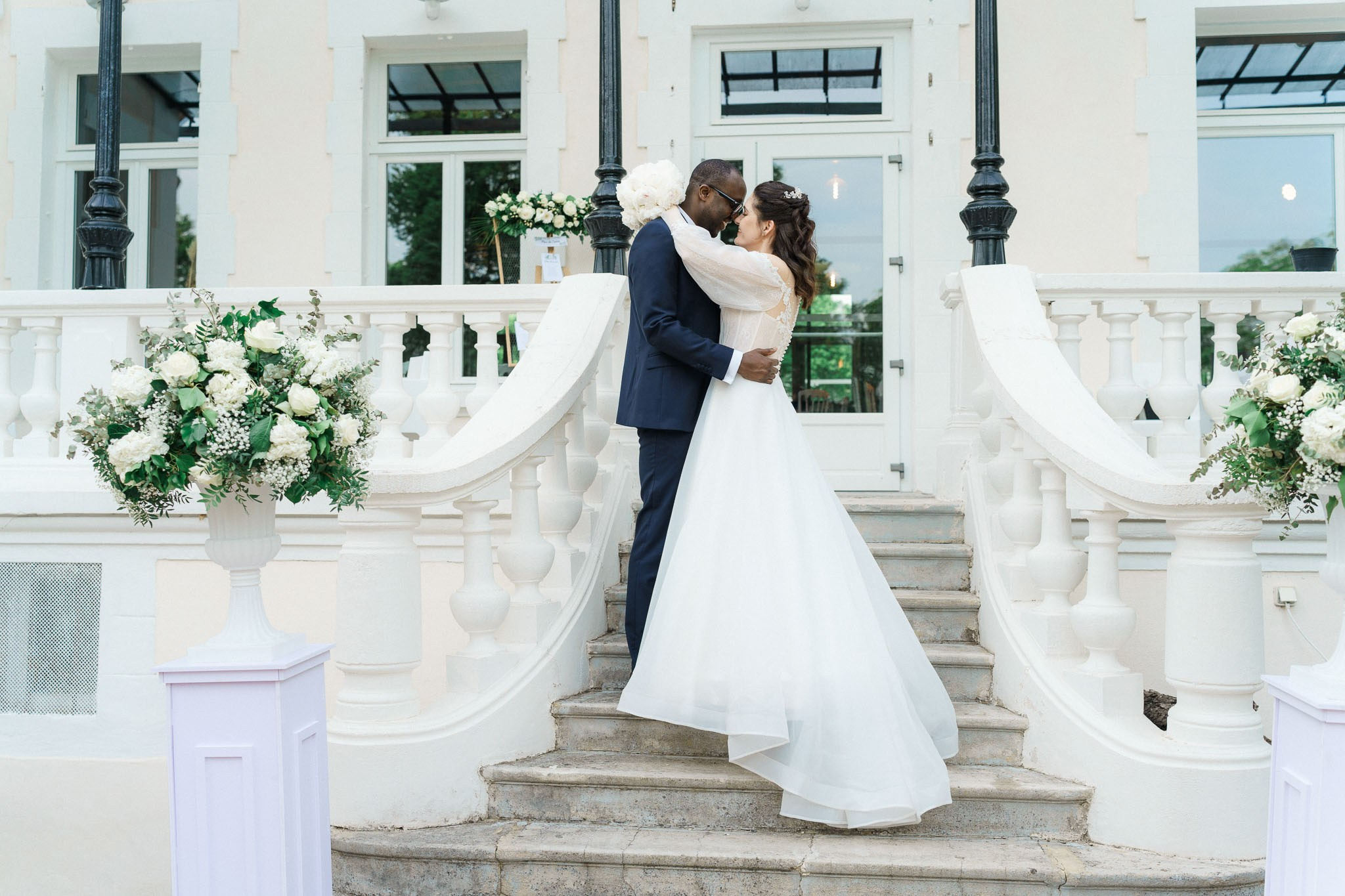K& F, destination wedding photographer in L’Orangerie de l’Orée du Bois, France