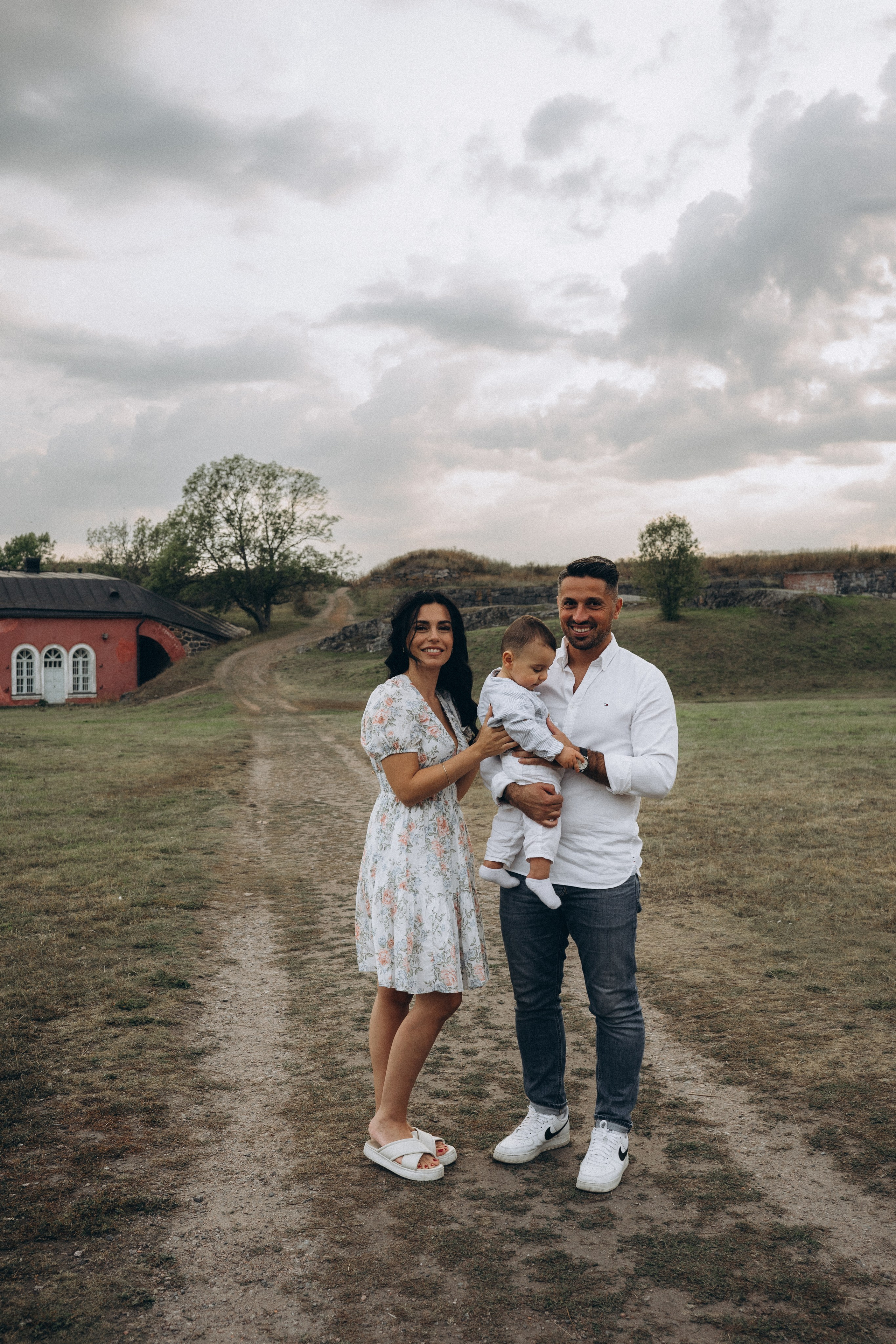 Summer. Wedding and portrait photographer in Helsinki Vickan O