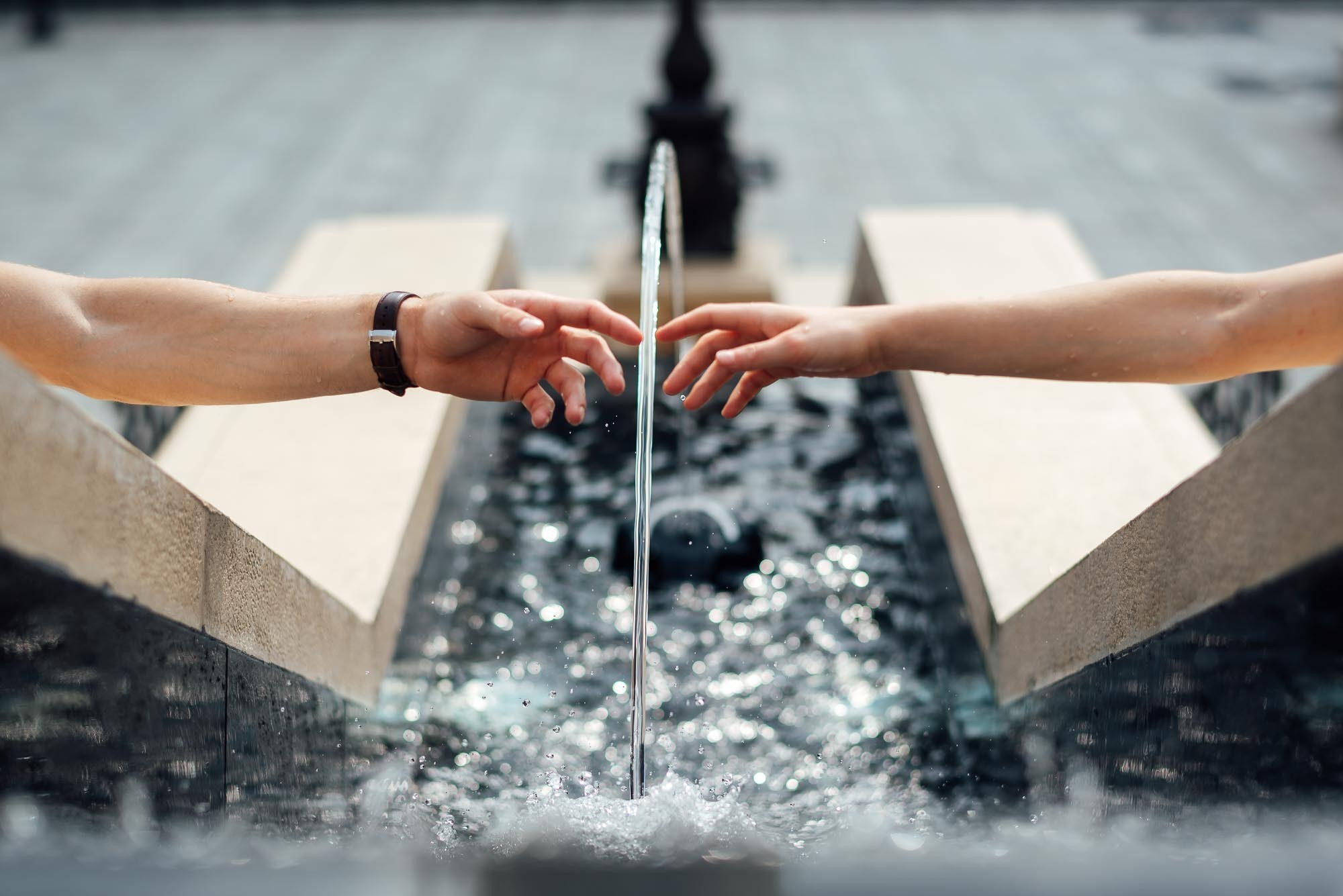 B+J| Servizio fotografico di coppia a Parigi in miniatura