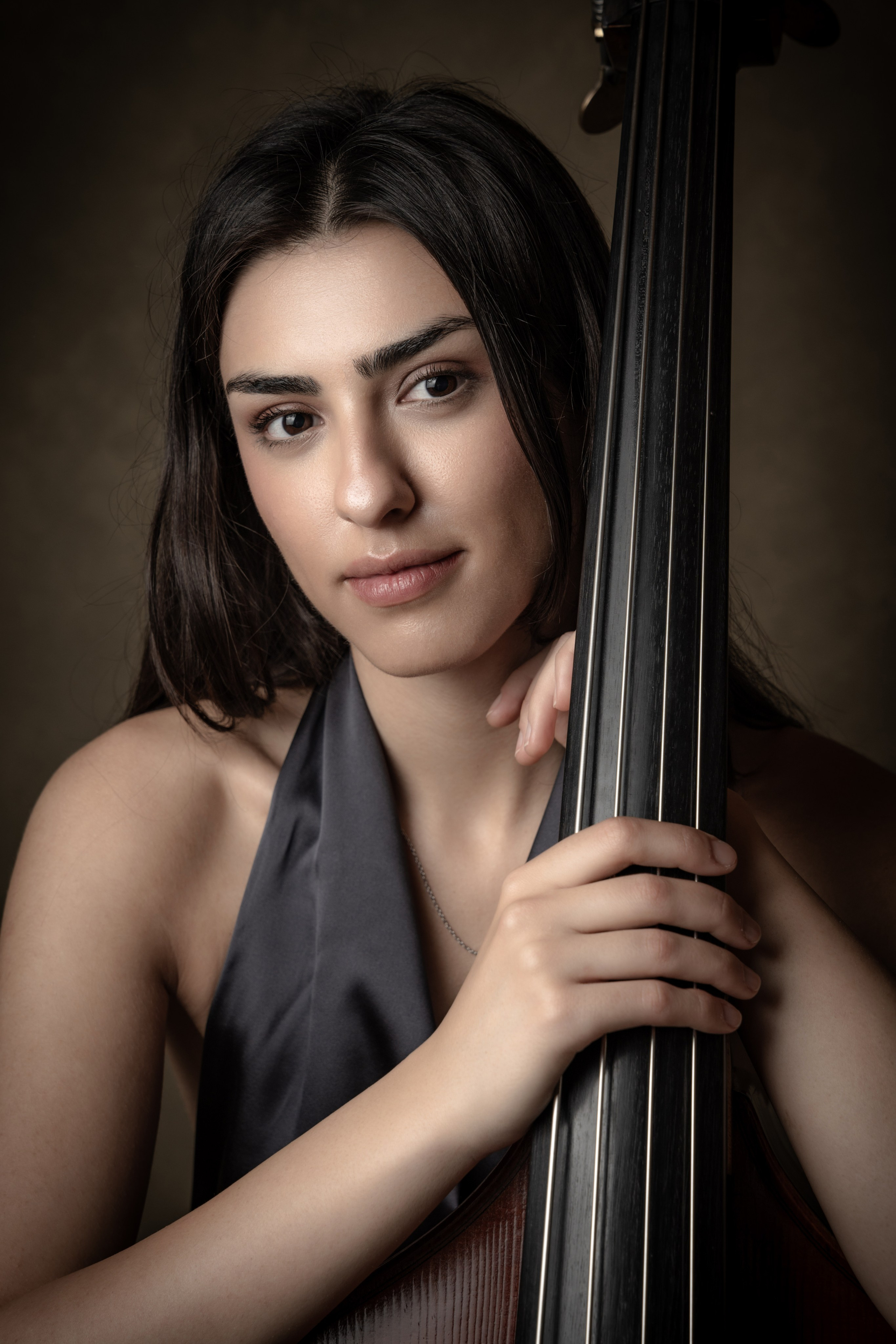 GÖKÇE. Portrait photographer in Germany and all over Europe Mischa Blank