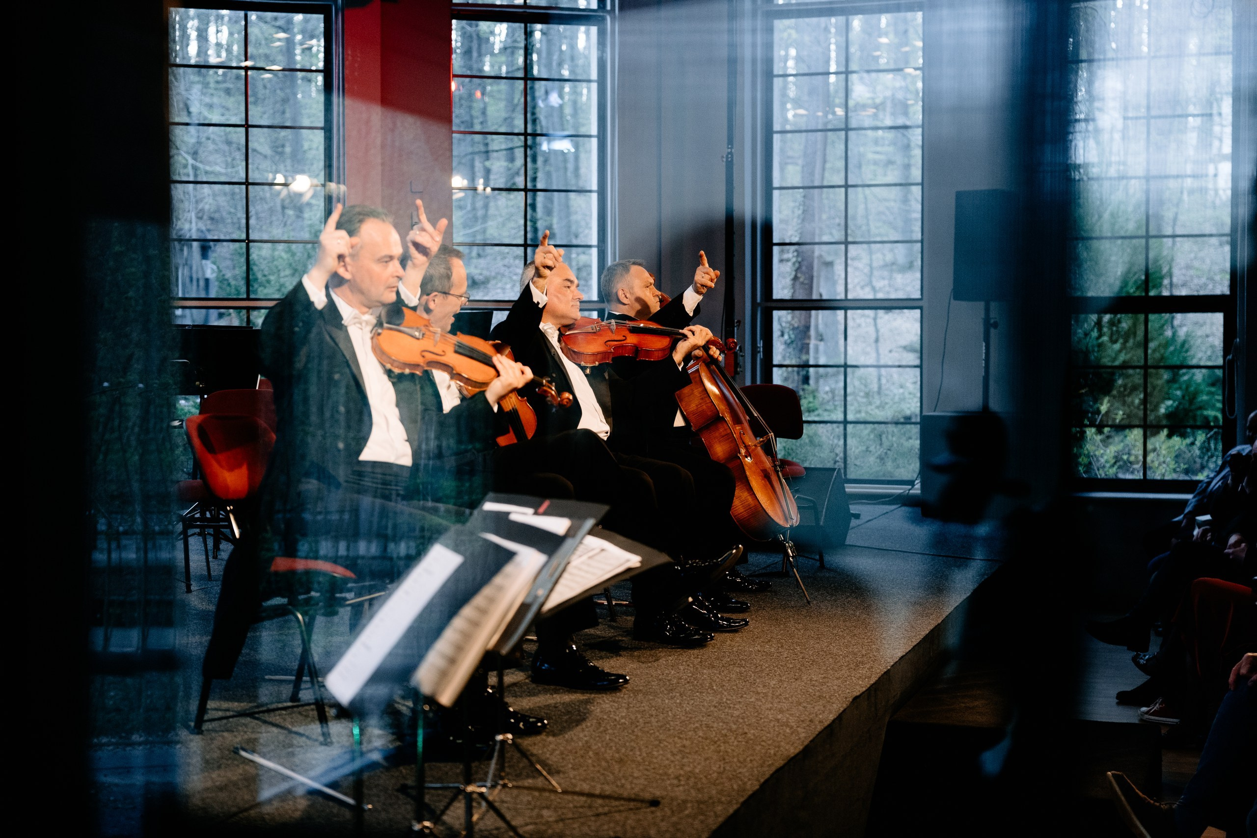 Mocarta Trio. Fotograf Ślubny Warszawa - Sesje Biznesowe Rodzinne Eventy