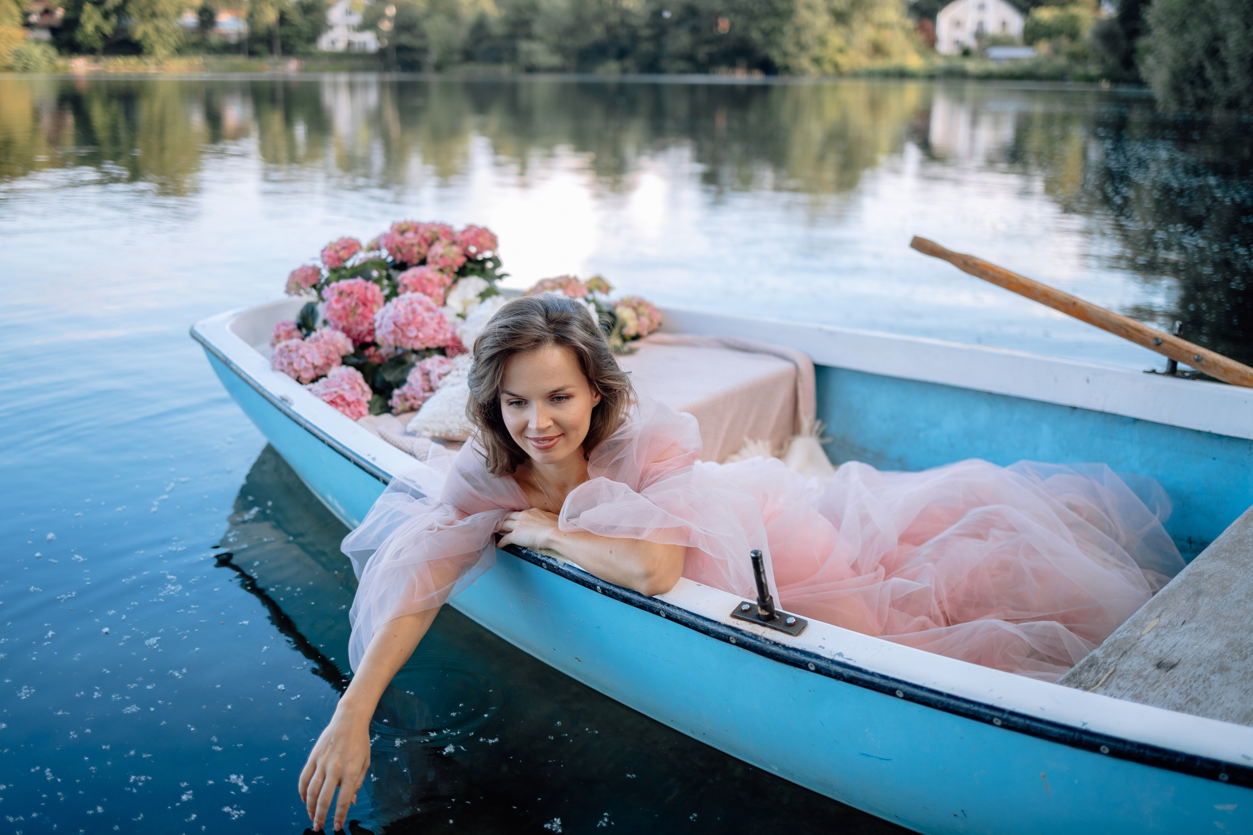 Das Boot mit Blumen. Hochzeitsfotograf München Taufe Familienfotograf Tanja Mauke