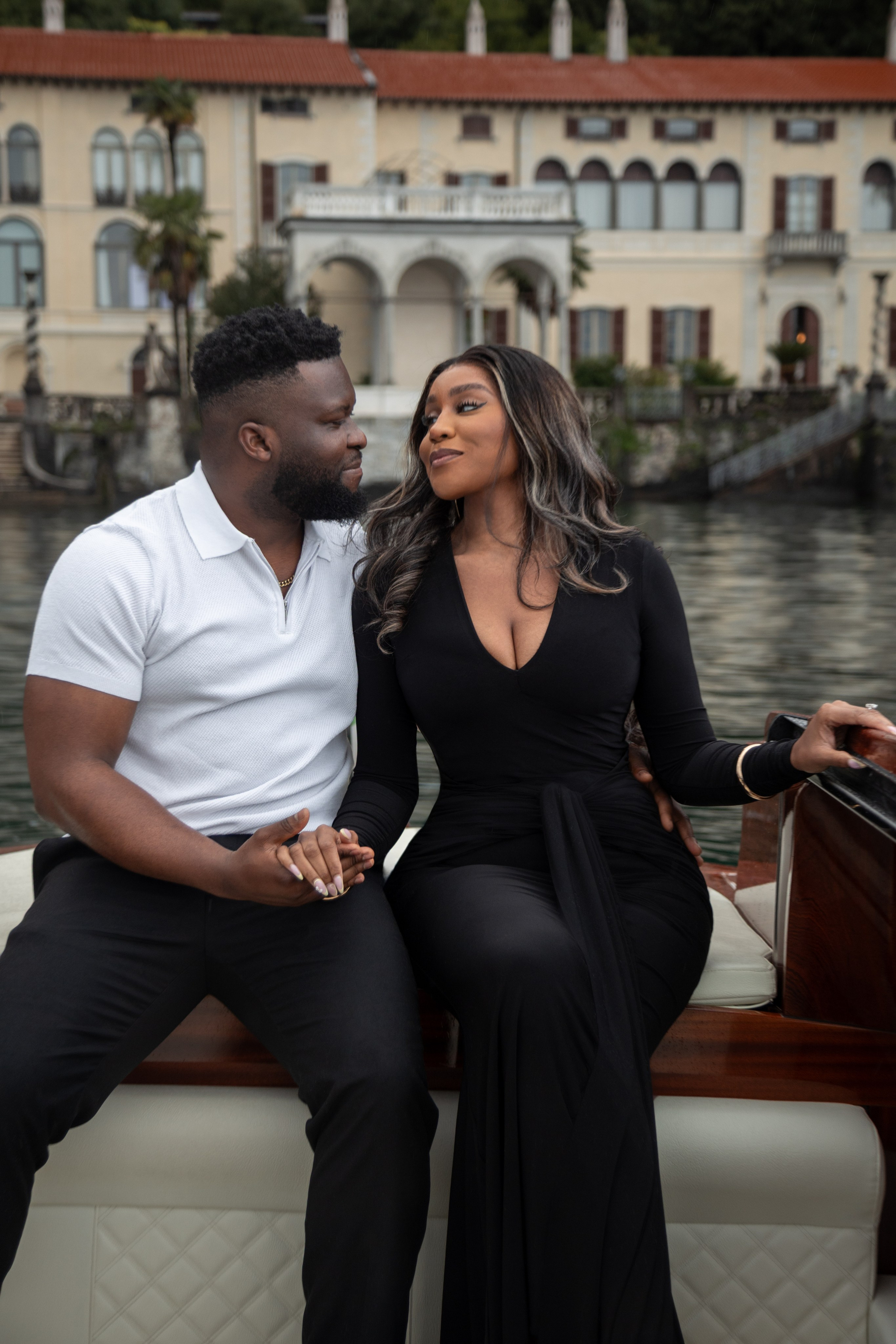 Varenna boat tour. Photographer in Milan |Mila Pro Photo