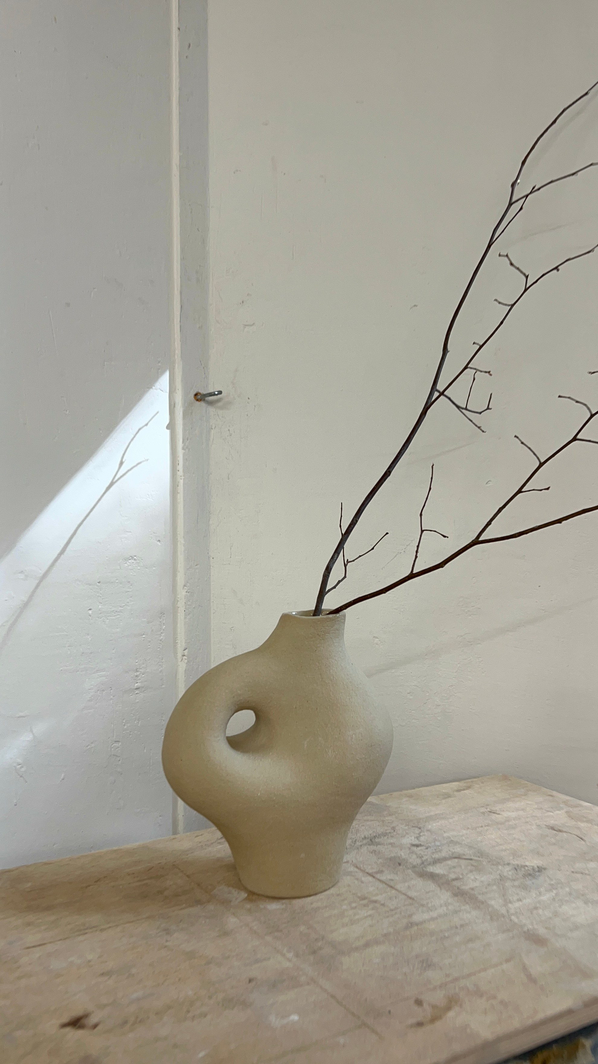 Vase “Loop”. ReefCeramics, based in Nicosia, is a creative hub where handcrafted ce