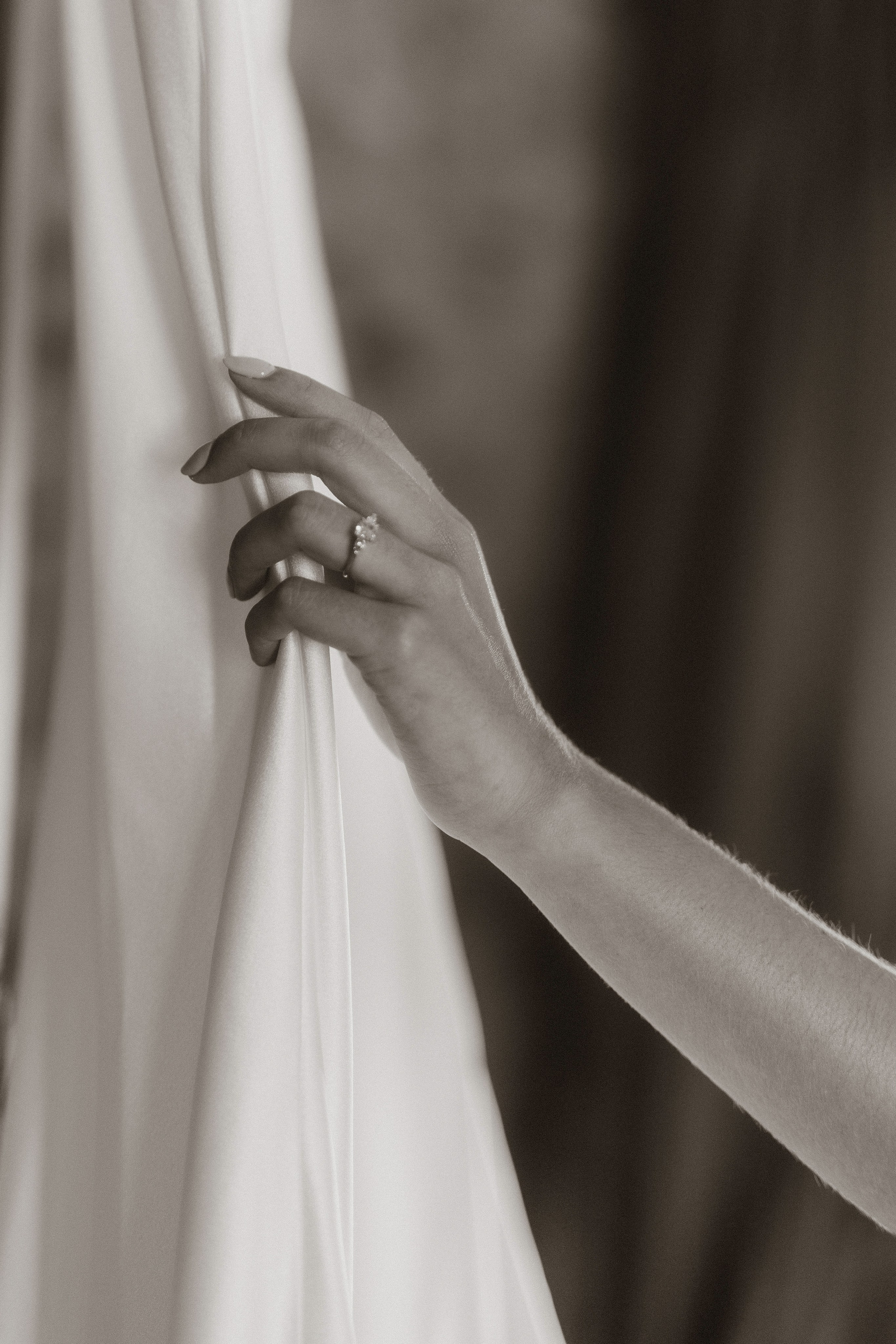 Lauren & Jamie. Hotel Castell d’Emporda. Paola wedding photographer / videographer in Barcelona