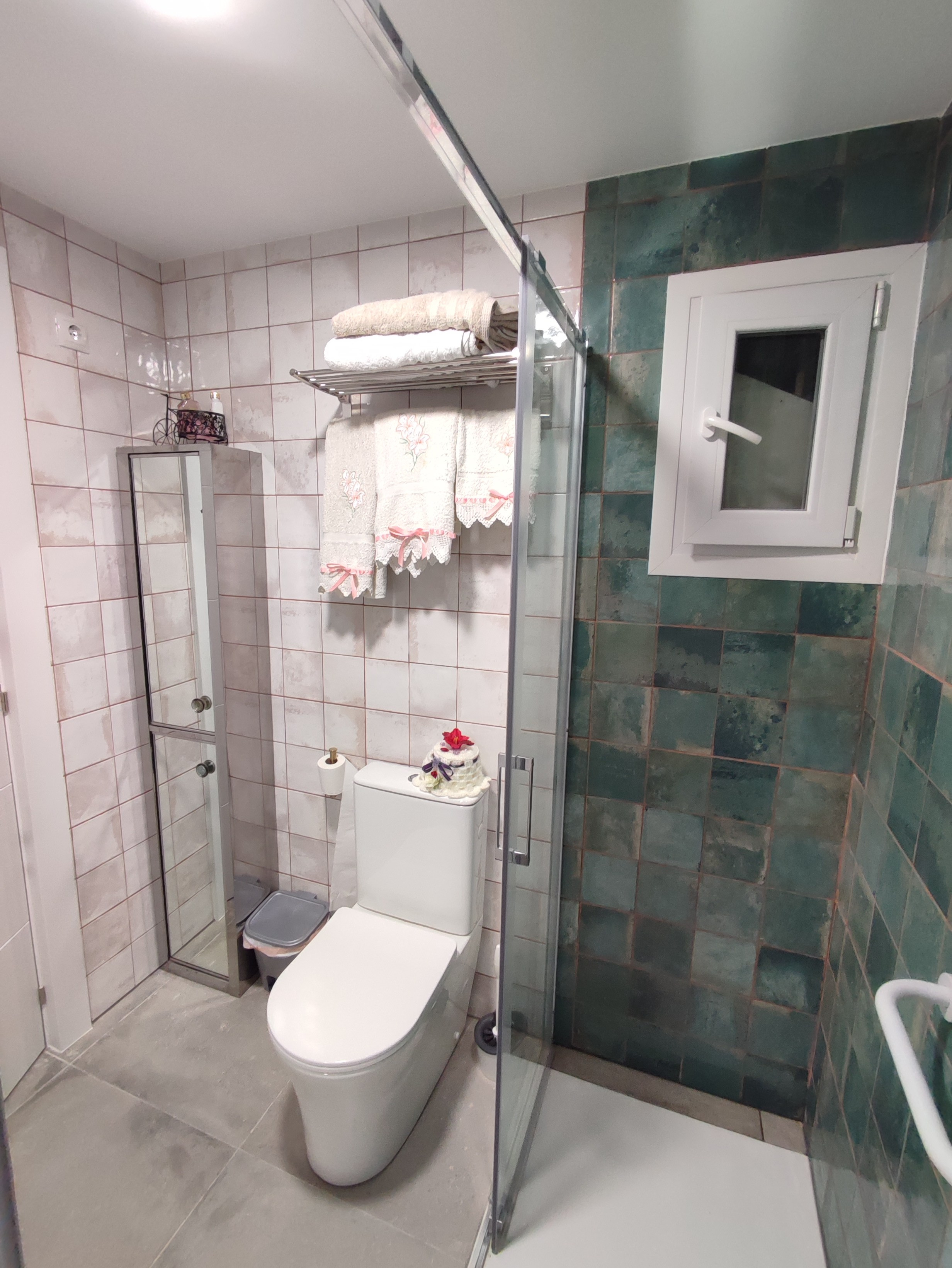 Proyectos. Reformas integrales de pisos, baños y cocinas con aislamiento acústico en Barcelona | B22 Reforma