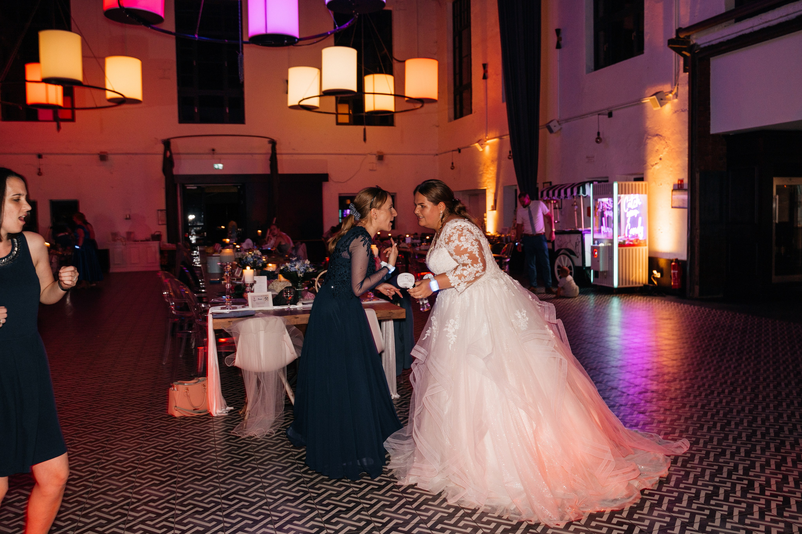 A & H, LUFRE. Wedding Photographer Germany