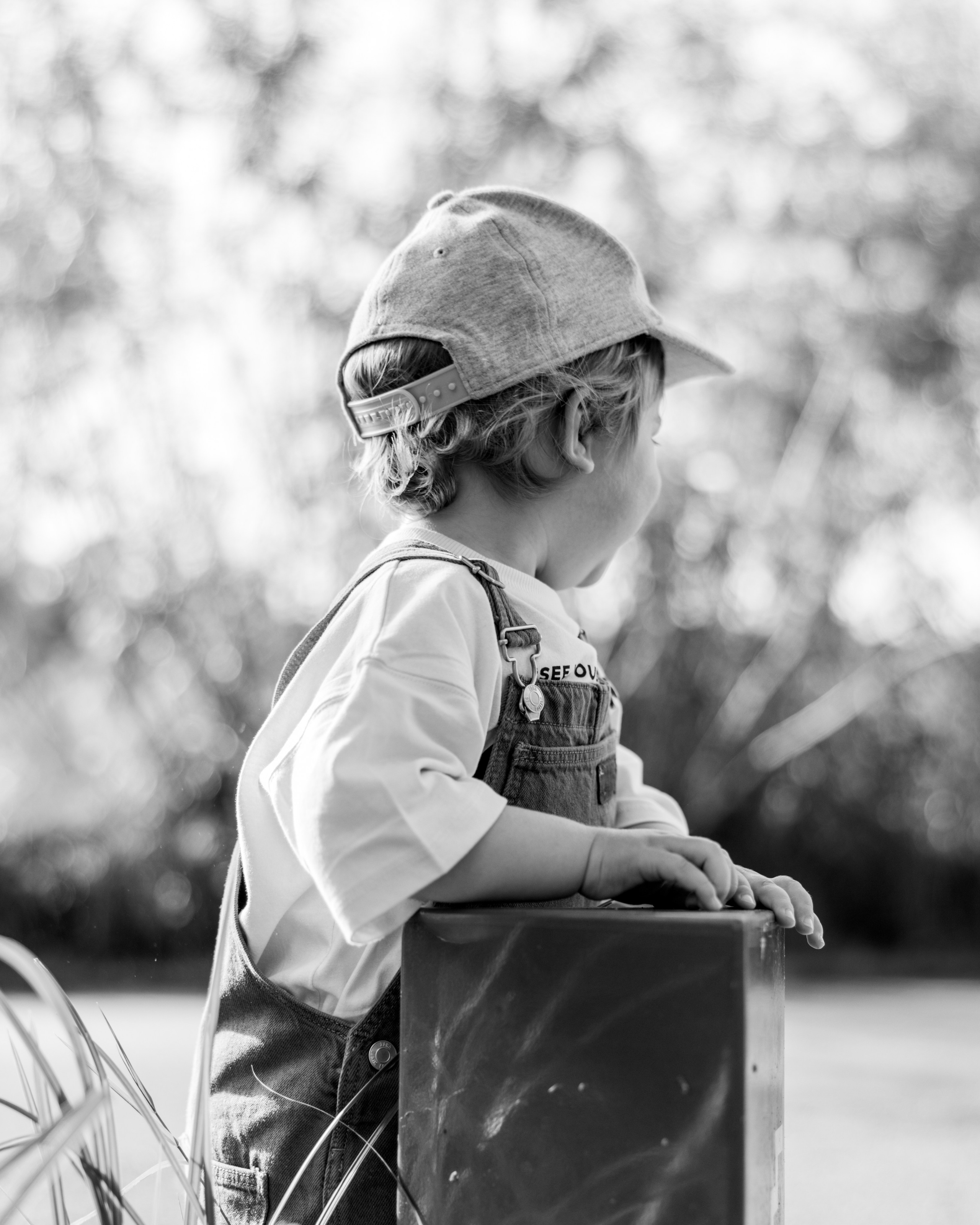 Maksim with parents (Queen Elizabeth Olympic park). Anastasia Klink, Photographer in London