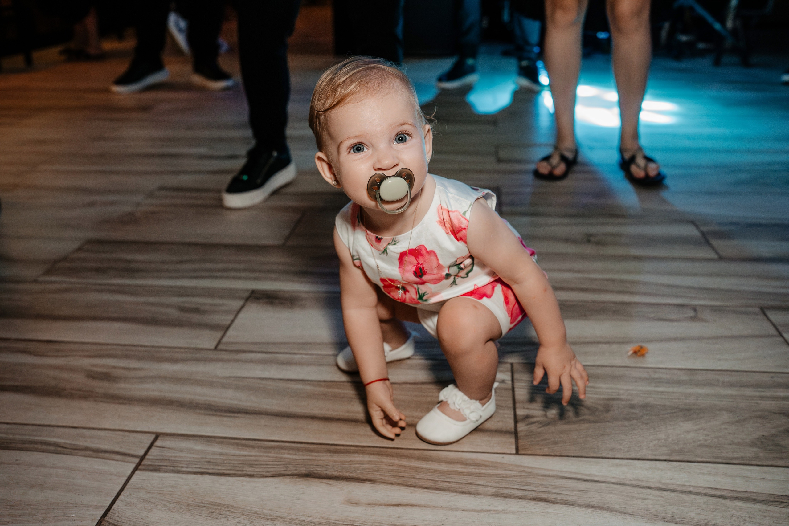 Larisa Ioana. Raw Studio. Fotograful tau de nunta!