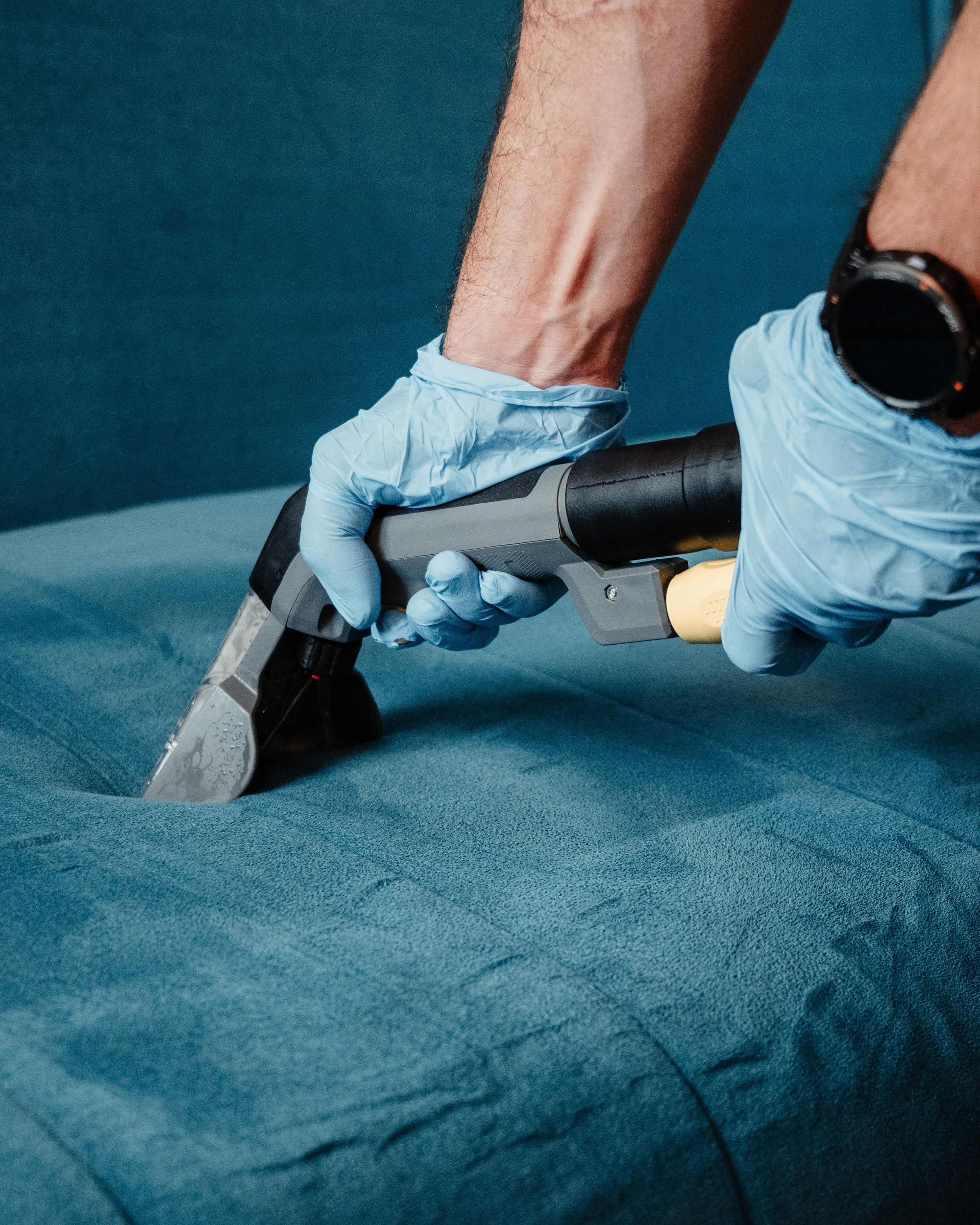 CLEVER CLEANING. Freesh Media Products