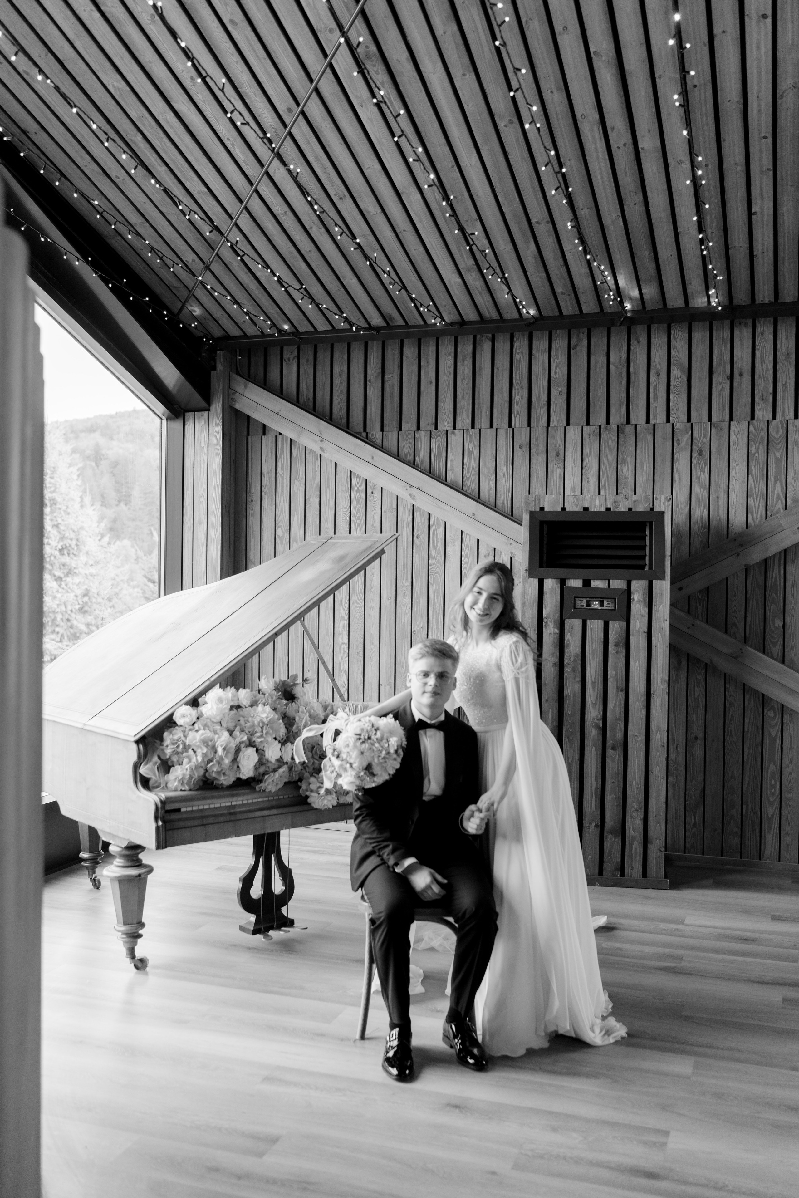 Miruna | Ruben Preview. Main