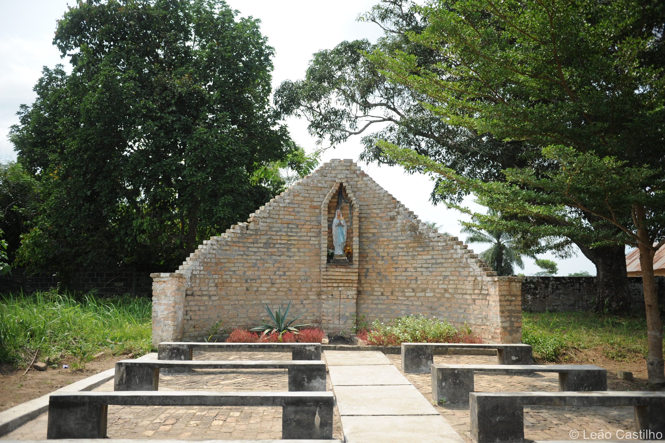 Photos from Congo people. Simbahalu