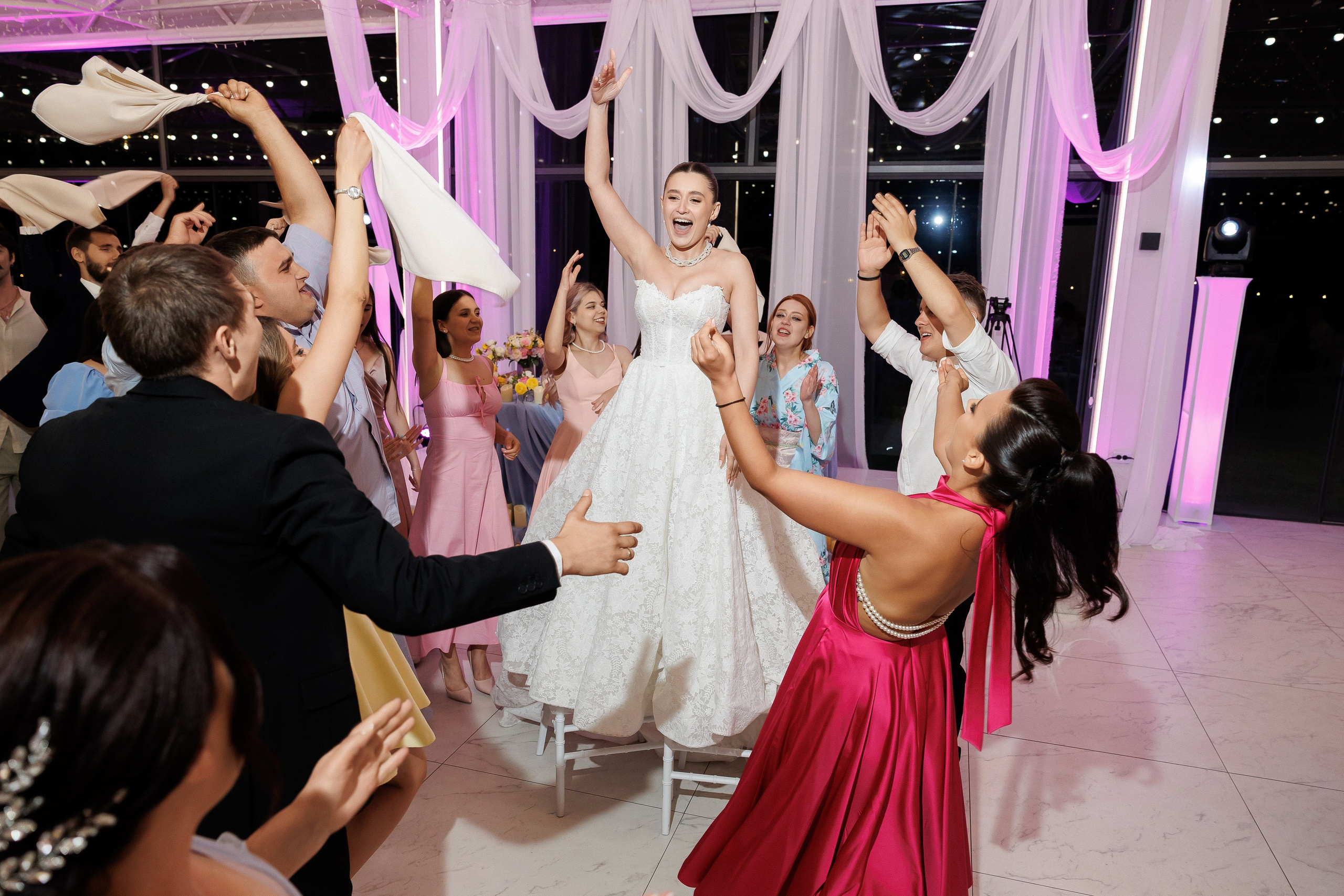 Florin & Corina — Complexul Turistic Costesti — Wedding Day. Servicii Foto și Video 067188353