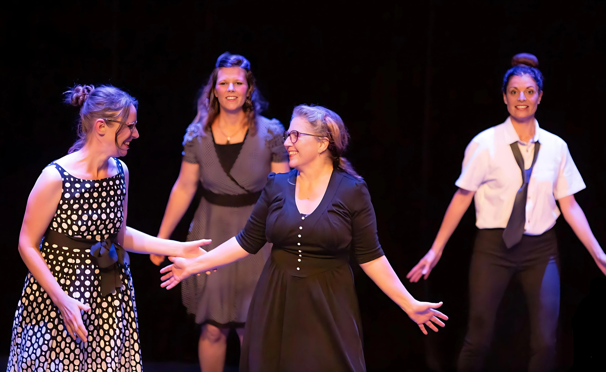 PLANET DANCE SPECTAKLE 2024. Portret photographer in Switzerland Artur Magpie