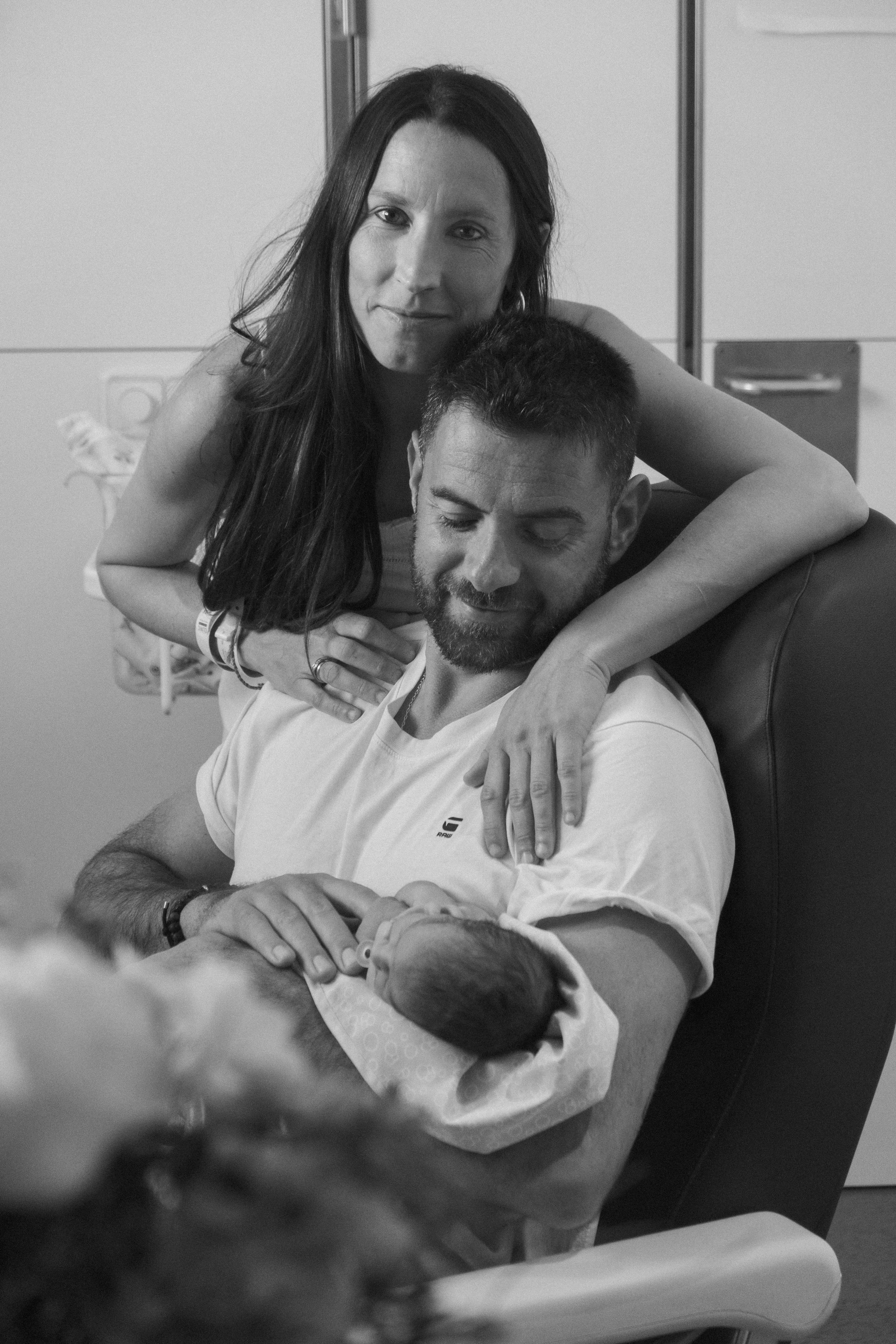 María. Fotógrafa infantil y de lactancia materna y maternidad en Barcelona