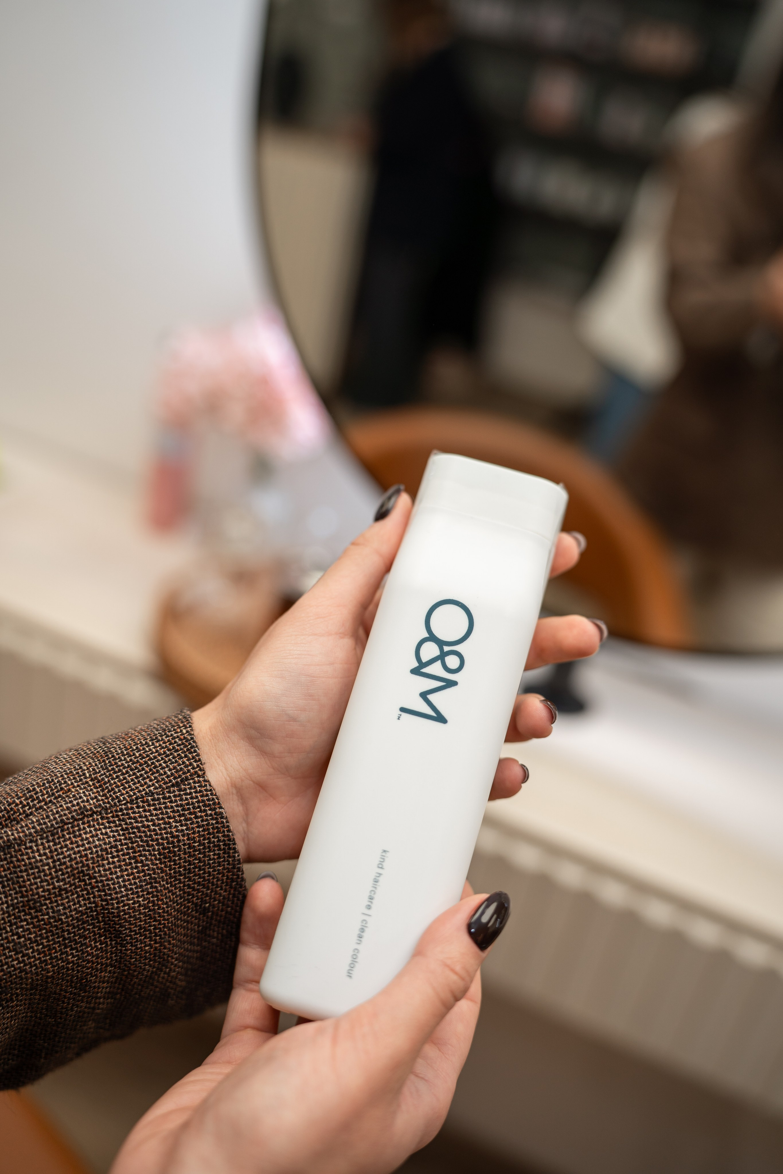 Content shooting for Salon BLOU. Photographer in Madrid, Spain. Alyona Belyaninova