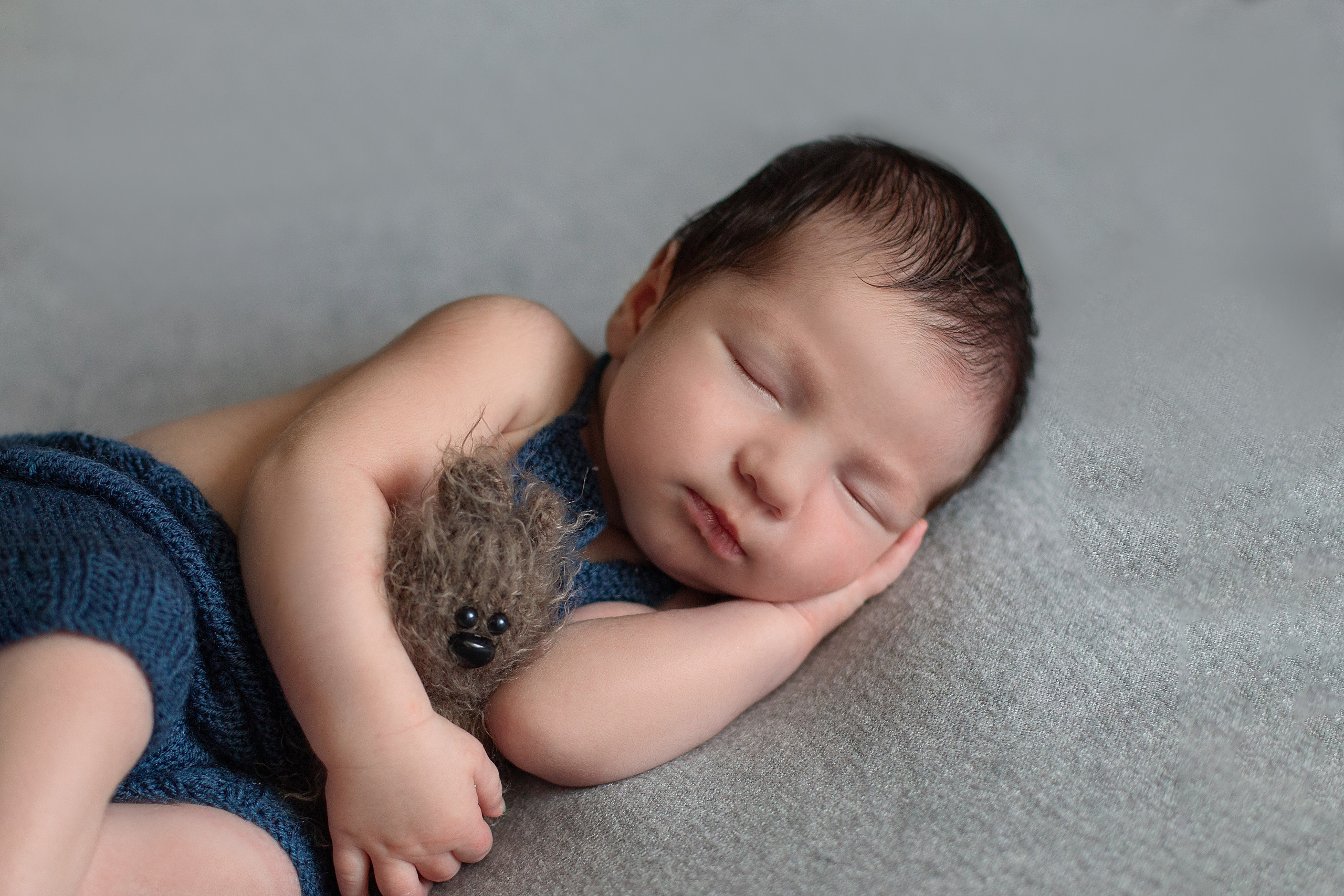 Newborn классическая. Детский и семейный фотограф в г. Бельцы