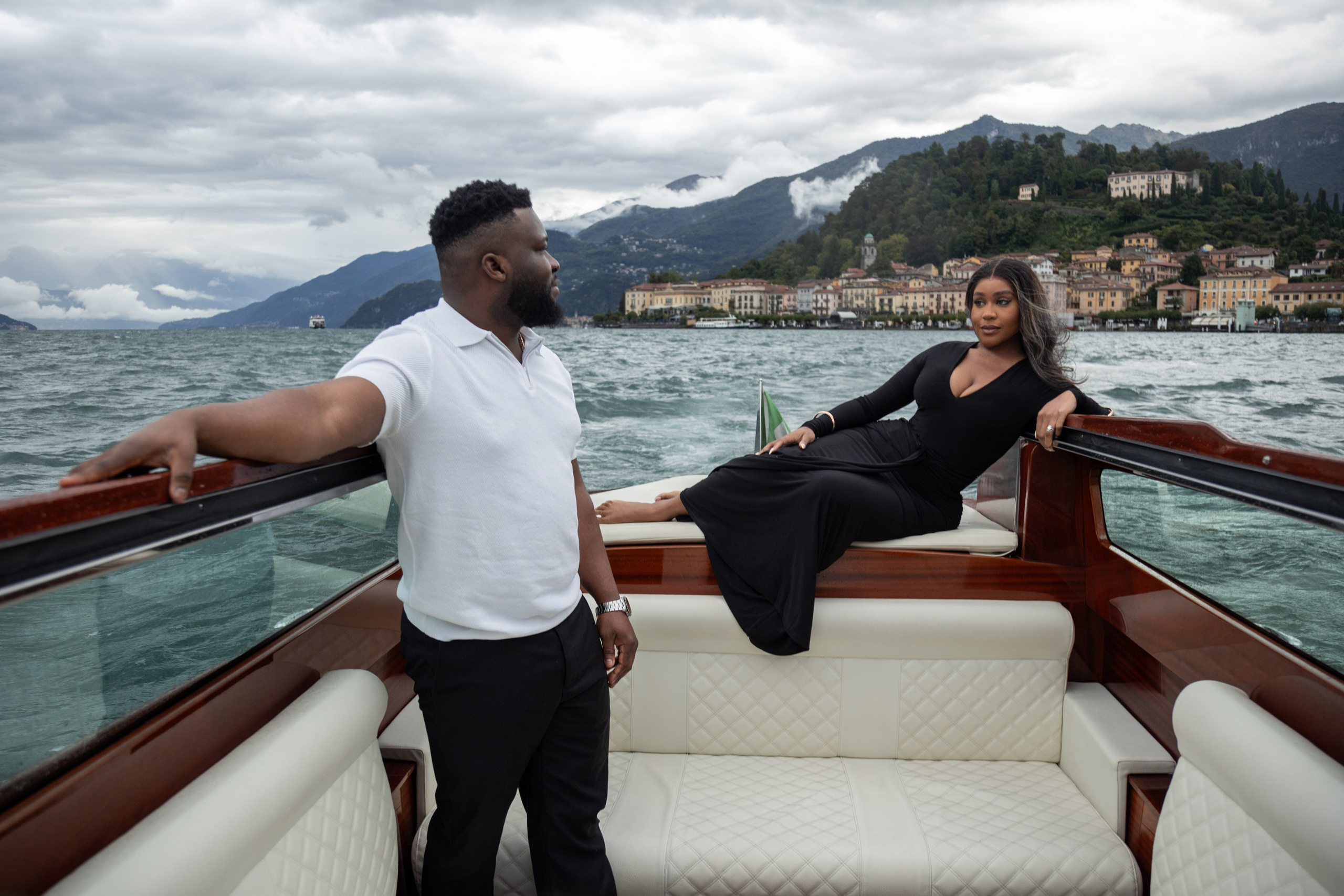 Varenna boat tour. Photographer in Milan |Mila Pro Photo