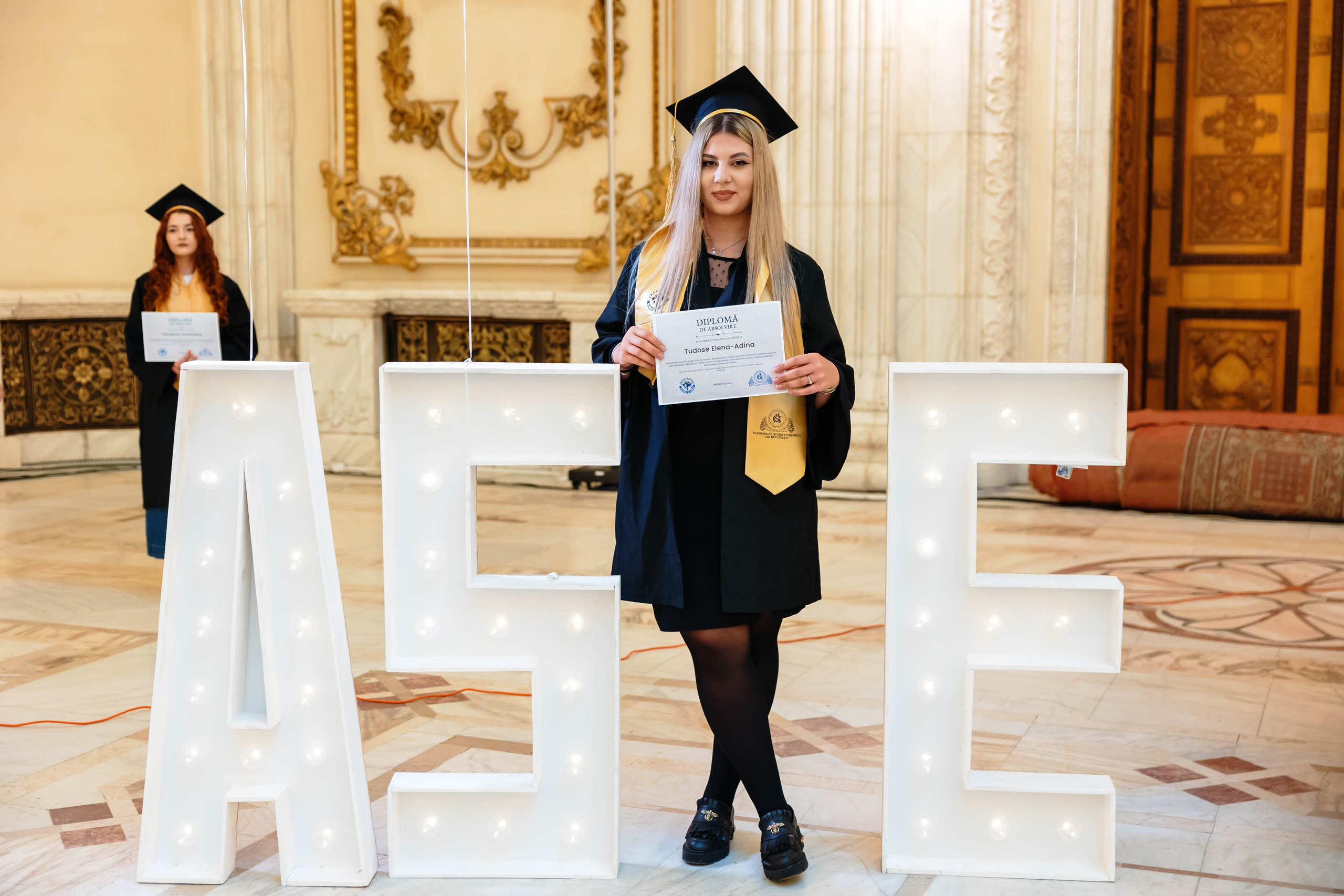 Festivitate Absolvire ASE 2024 - Palatul Parlamentului Bucuresti. MDimaFotoStudio. Fotograf de nuntă, evenimente private și de familie