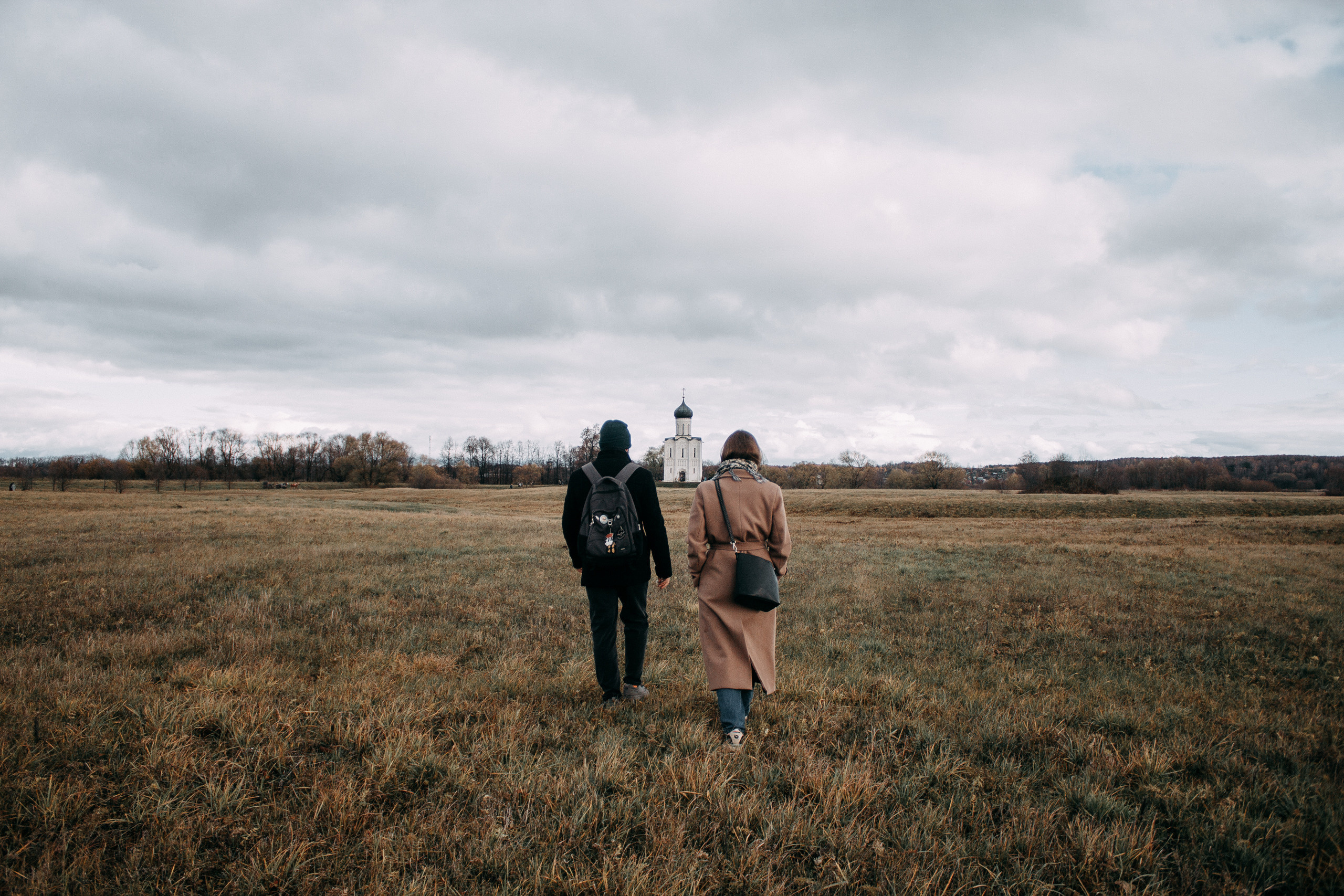 Love story without kissing. Wedding and portrait photographer in Beograd Ekaterina Makedonskaya