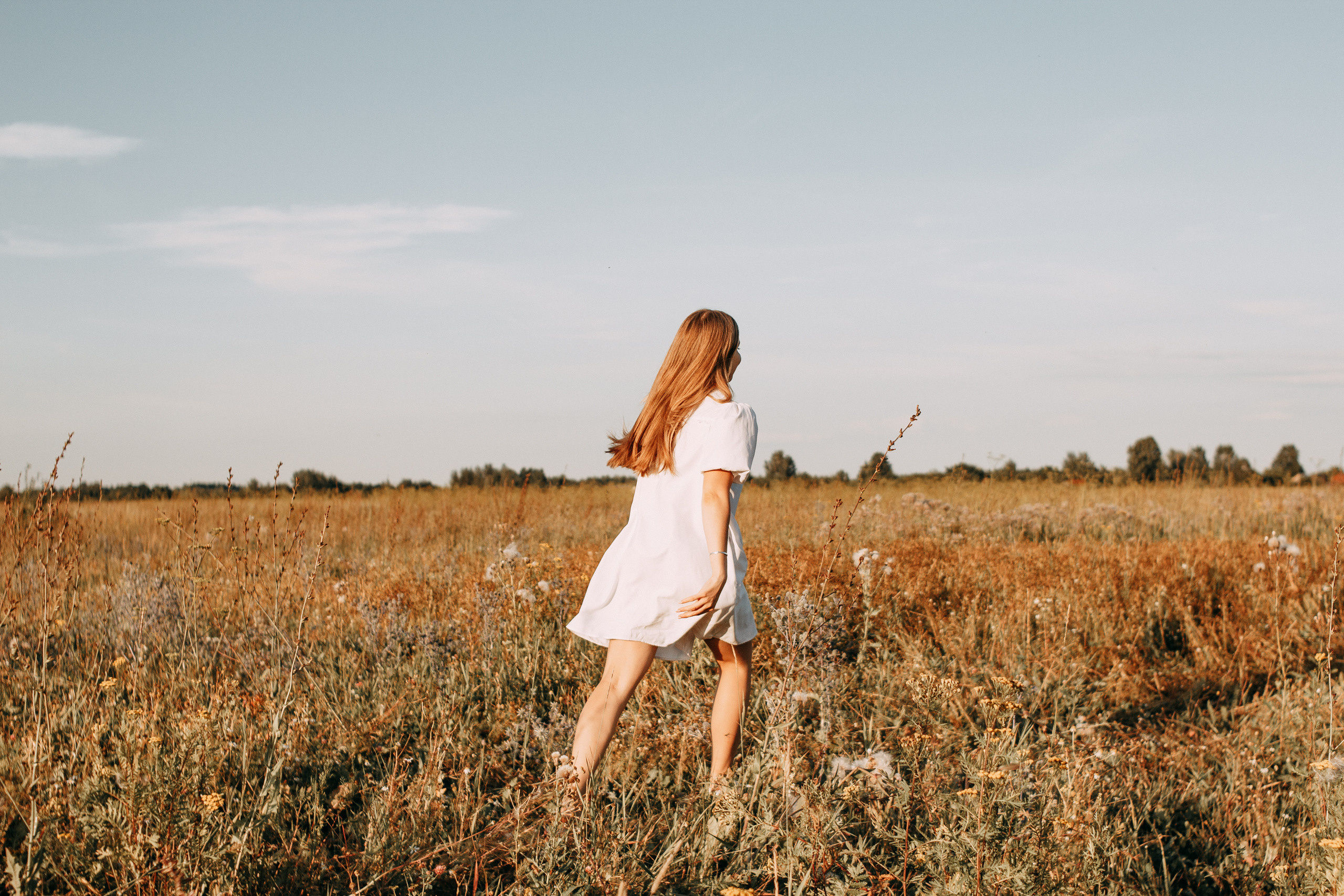 Арина и стога. Свадебный и портретный фотограф в Белграде Екатерина Македонская