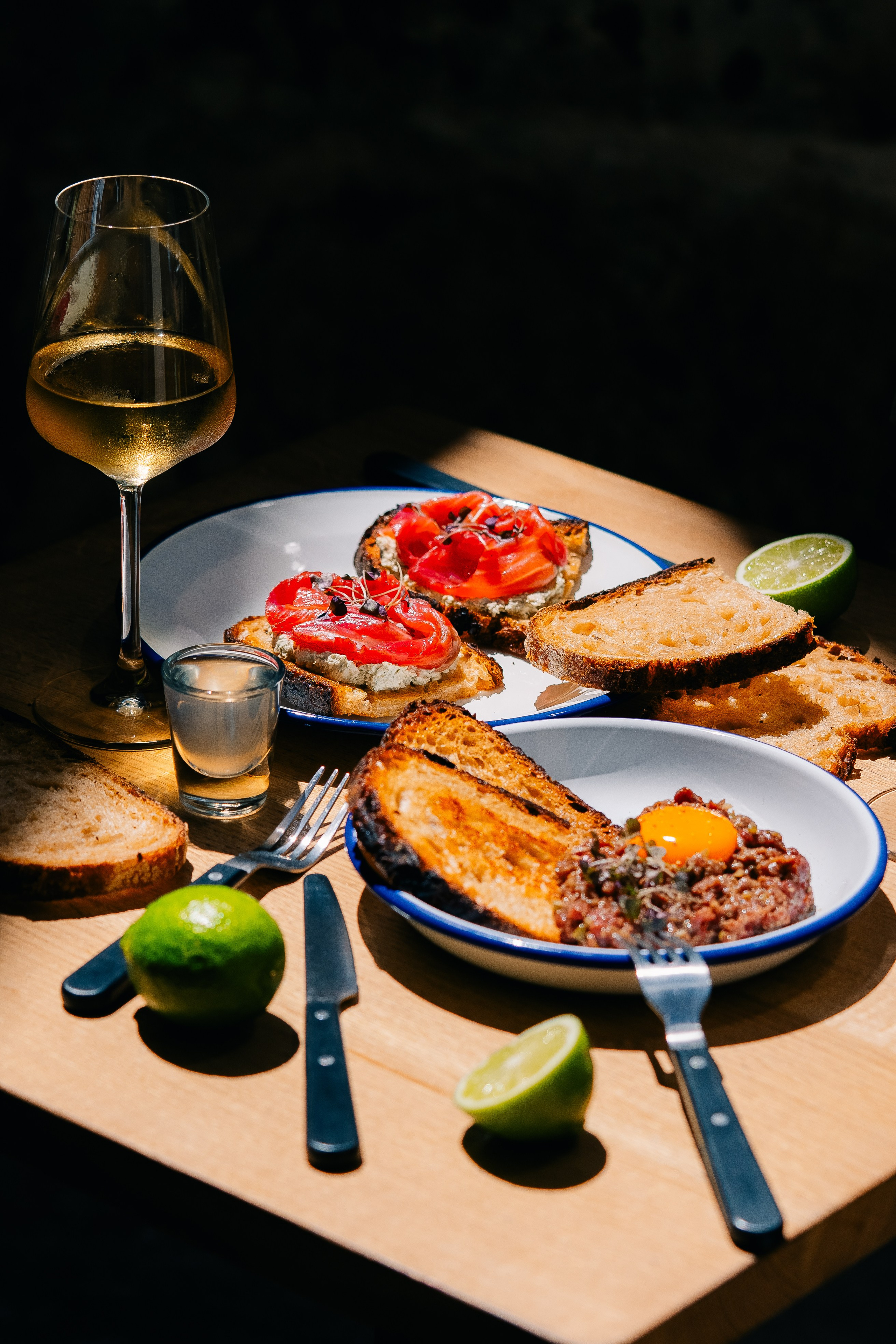 Летнее меню бара Voyager 1. Мария Шер. Профессиональный фотограф в городе Порту, Португалия