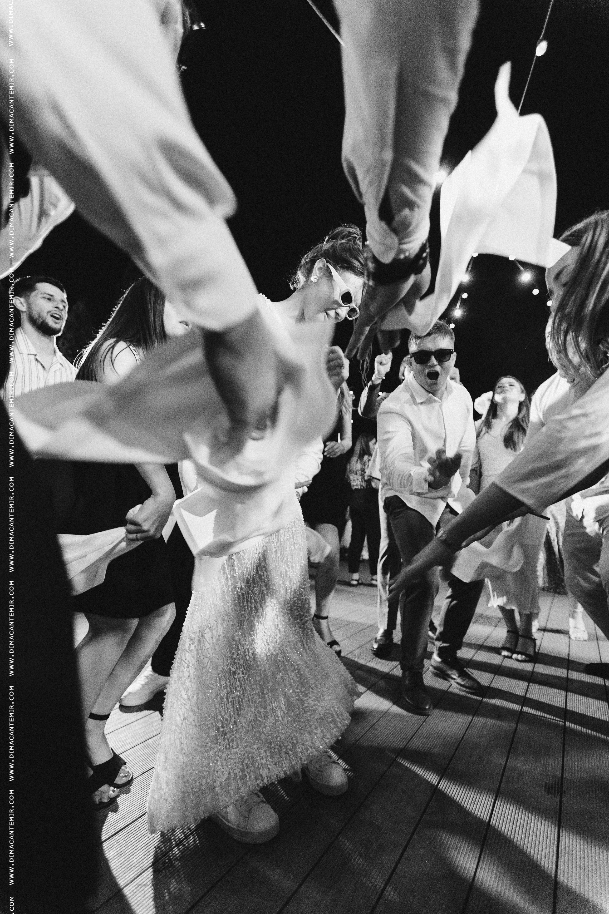 TUDOR & ALIONA | Gril Parc. Fotograf de nuntă în Chisinau, Moldova. Poze și Video Comerciale