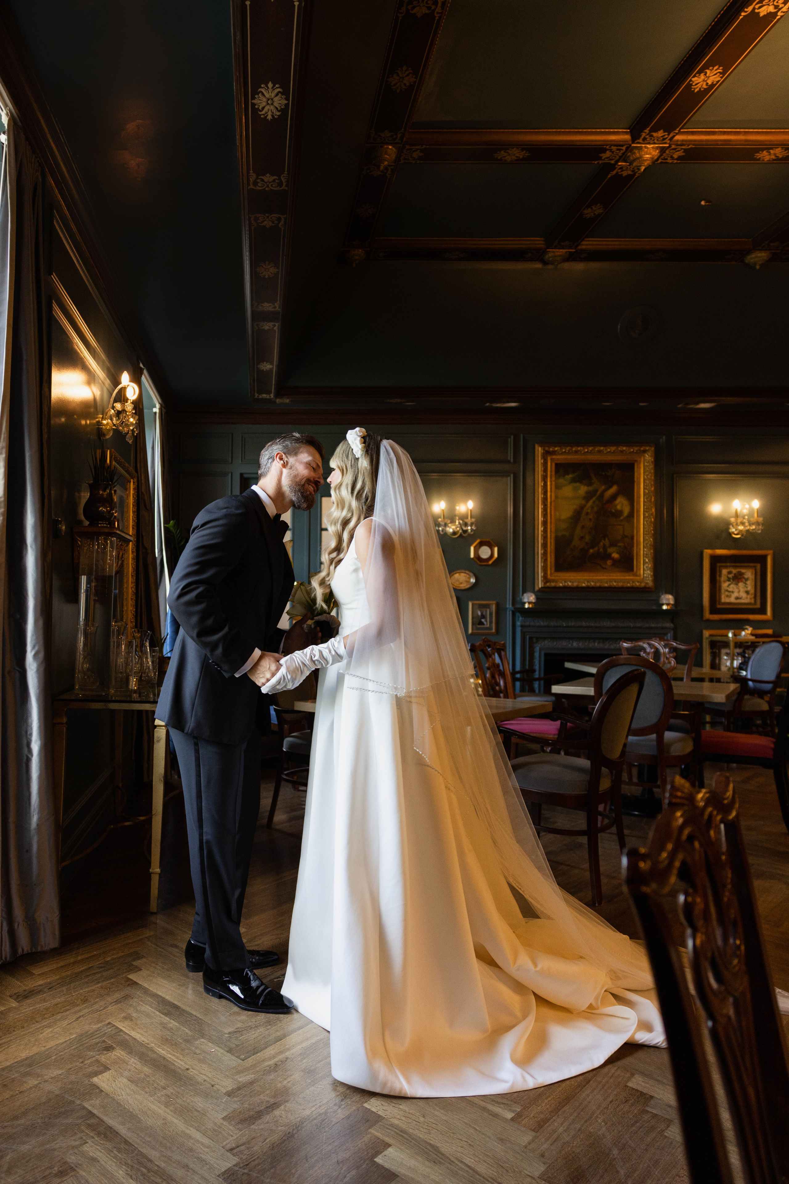 Elegant & Timeless Wedding Photography at Hotel Saskatchewan. Wedding photography and videography in Regina, Saskatchewan