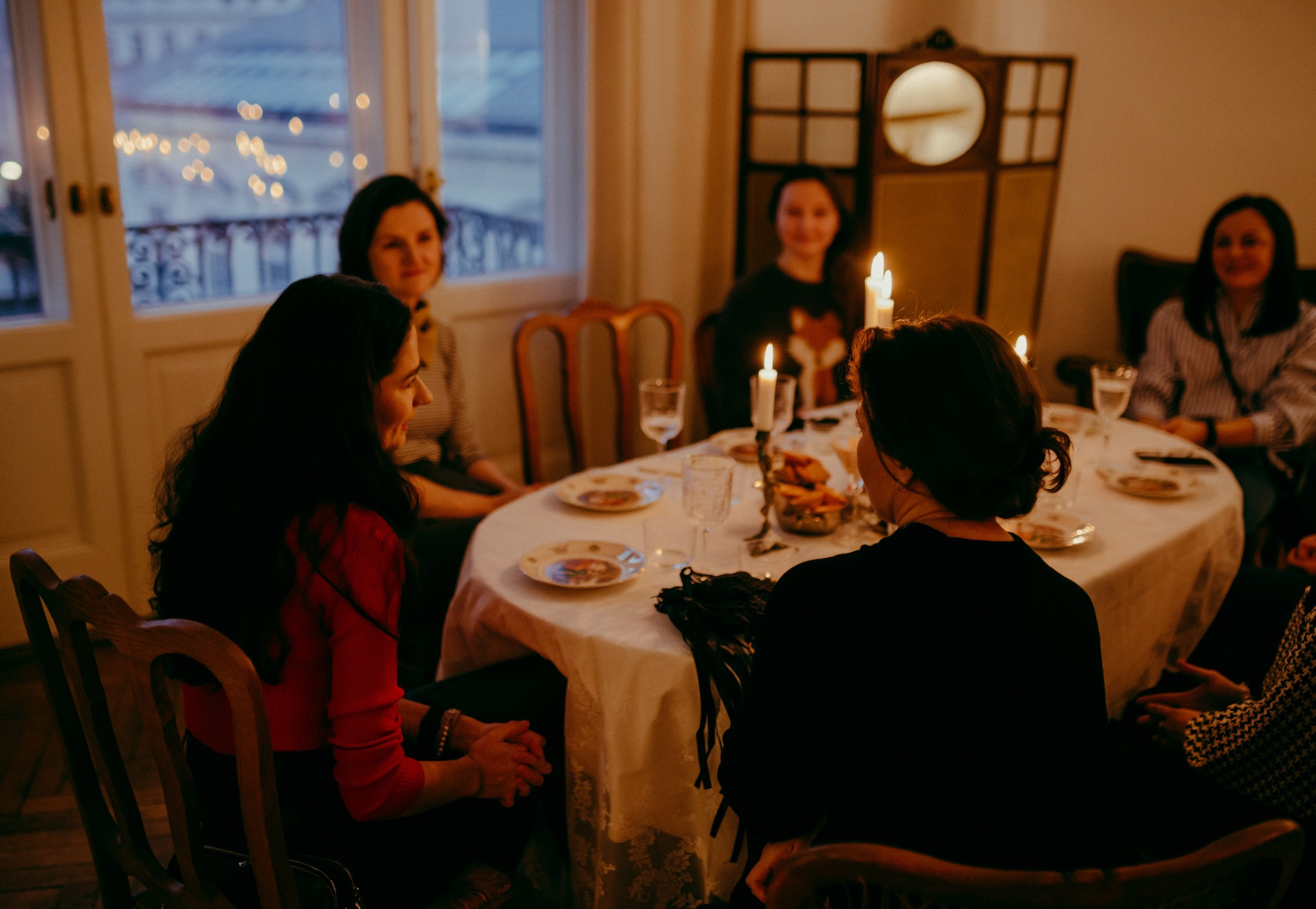 Маски и персоны (психологическая встреча). Фотограф в Варшаве Алена Валькович-Найдион