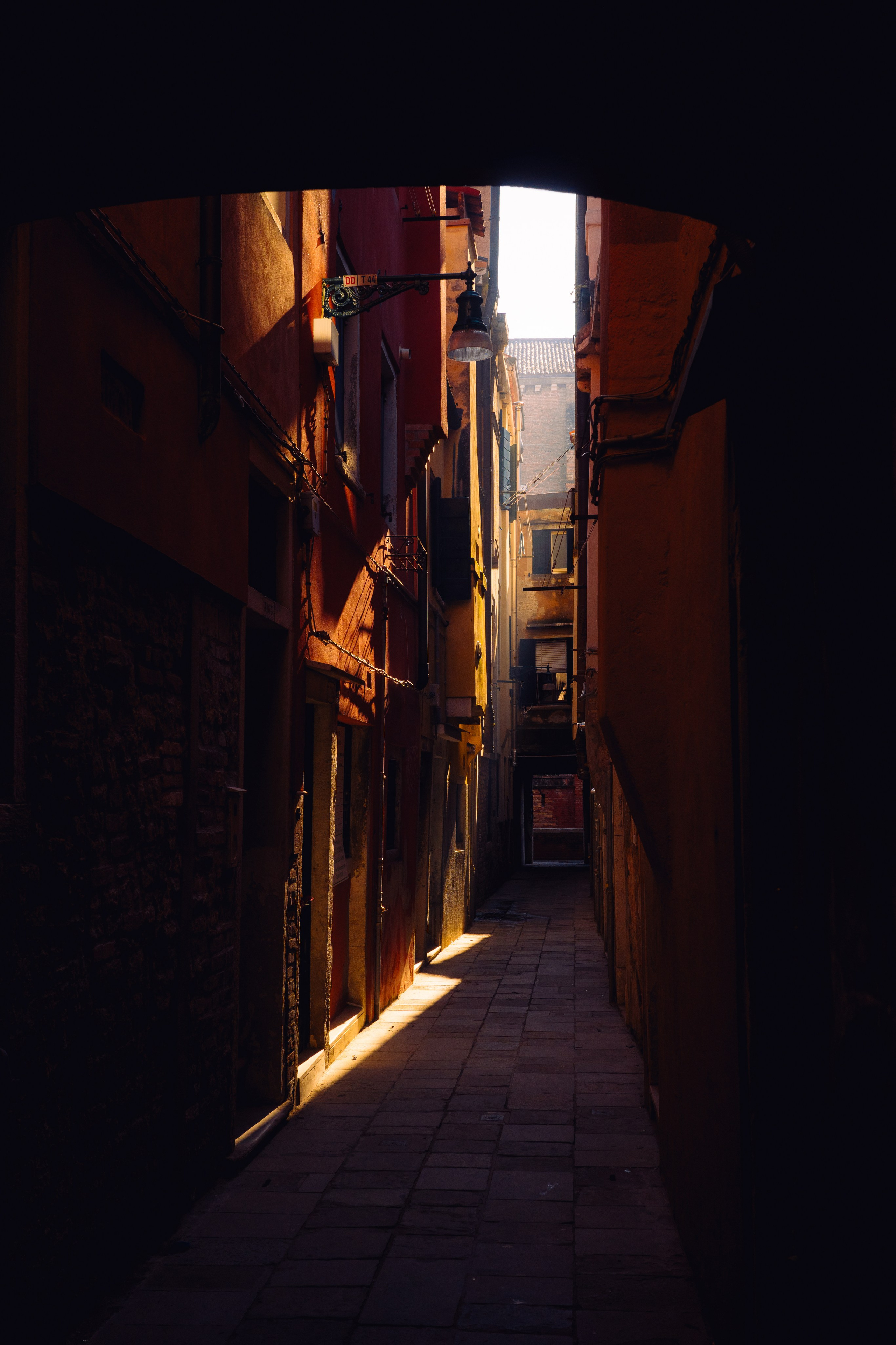 Street. Maria Sher. Professional photographer from Porto, Portugal