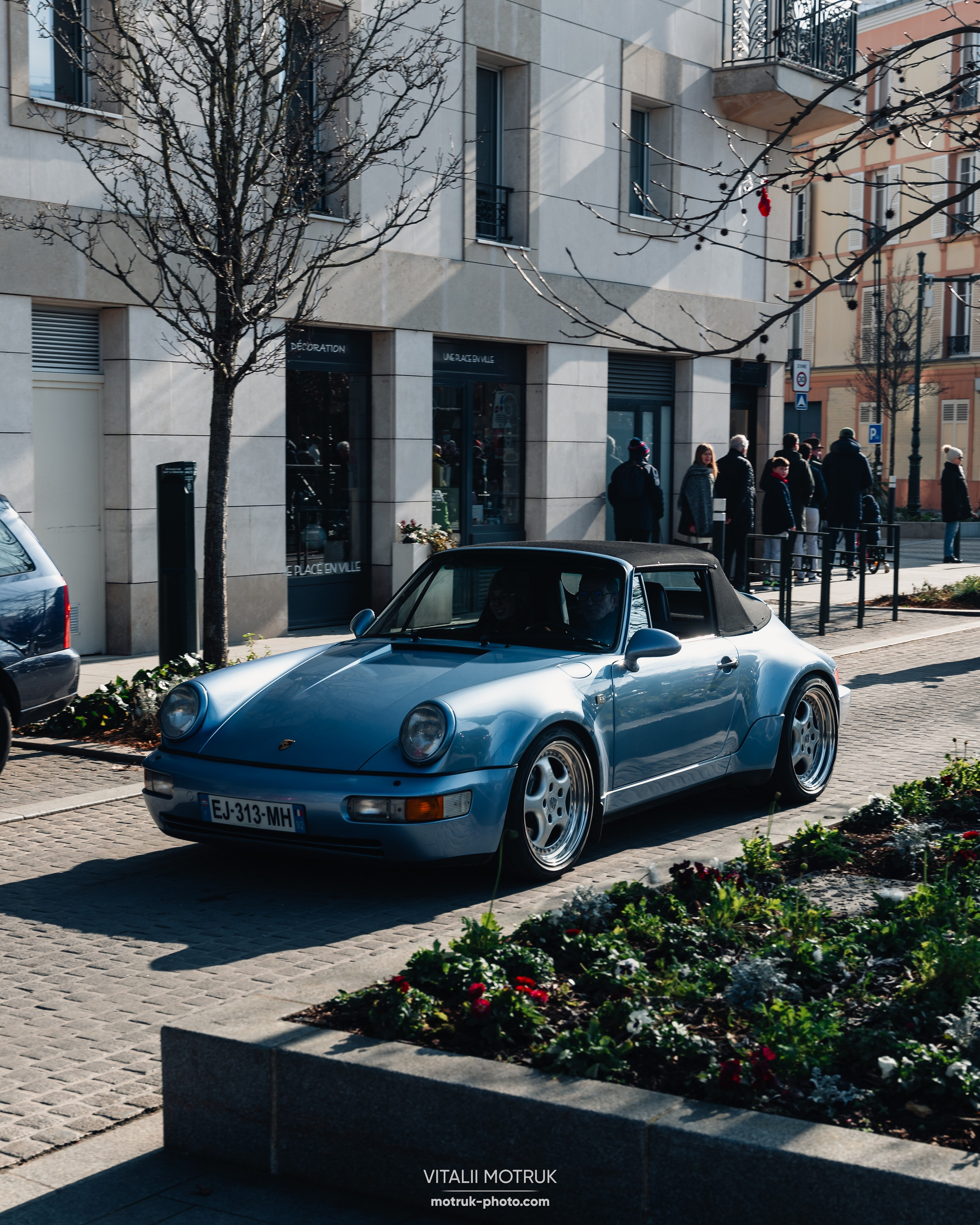 Rassemblement Colombes 16 fevrier 2025. Photographe de voitures à Paris — Vitalii Motruk
