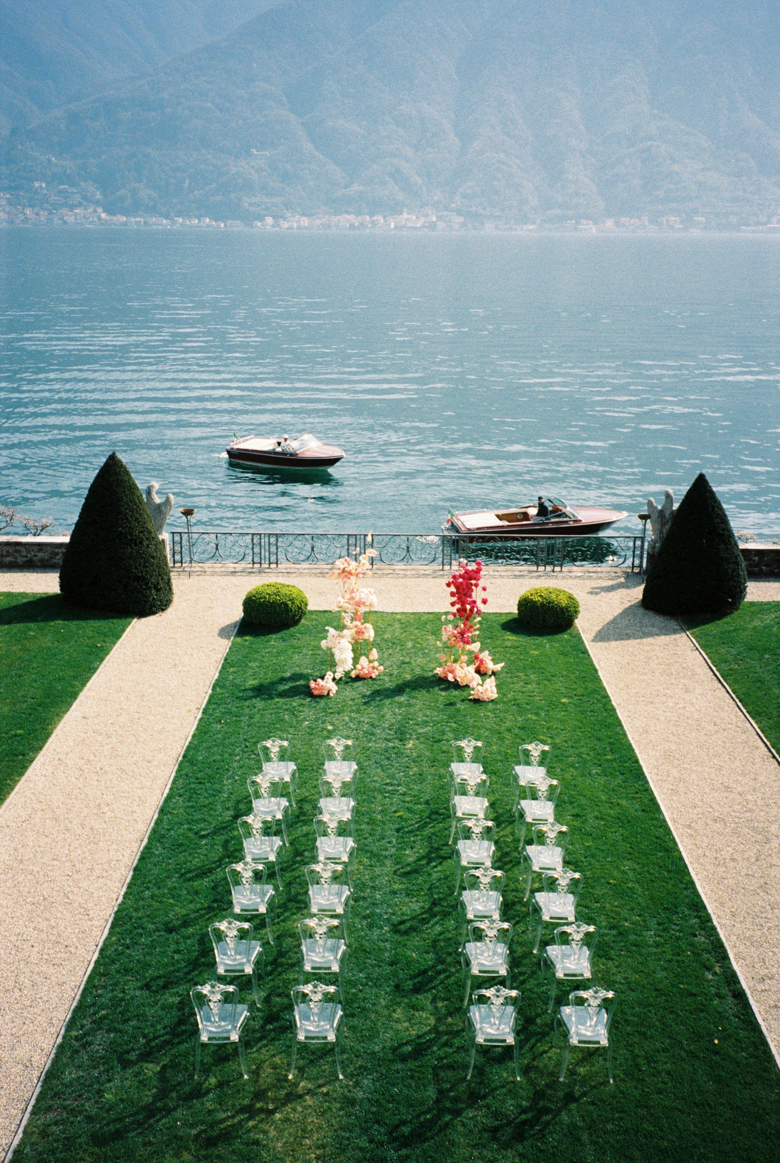 F I L M  P H O T O S