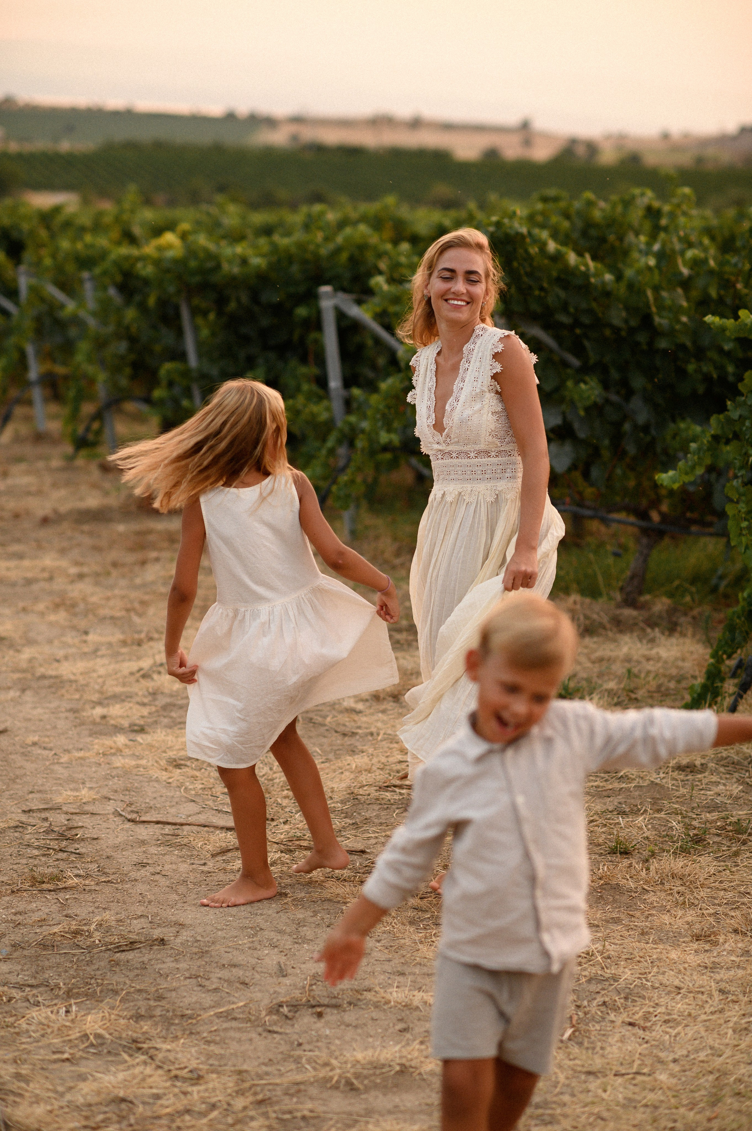 Maria, Sofia, Makhail. Семейная, детская, портретная и предметная фотосъемка в Салониках