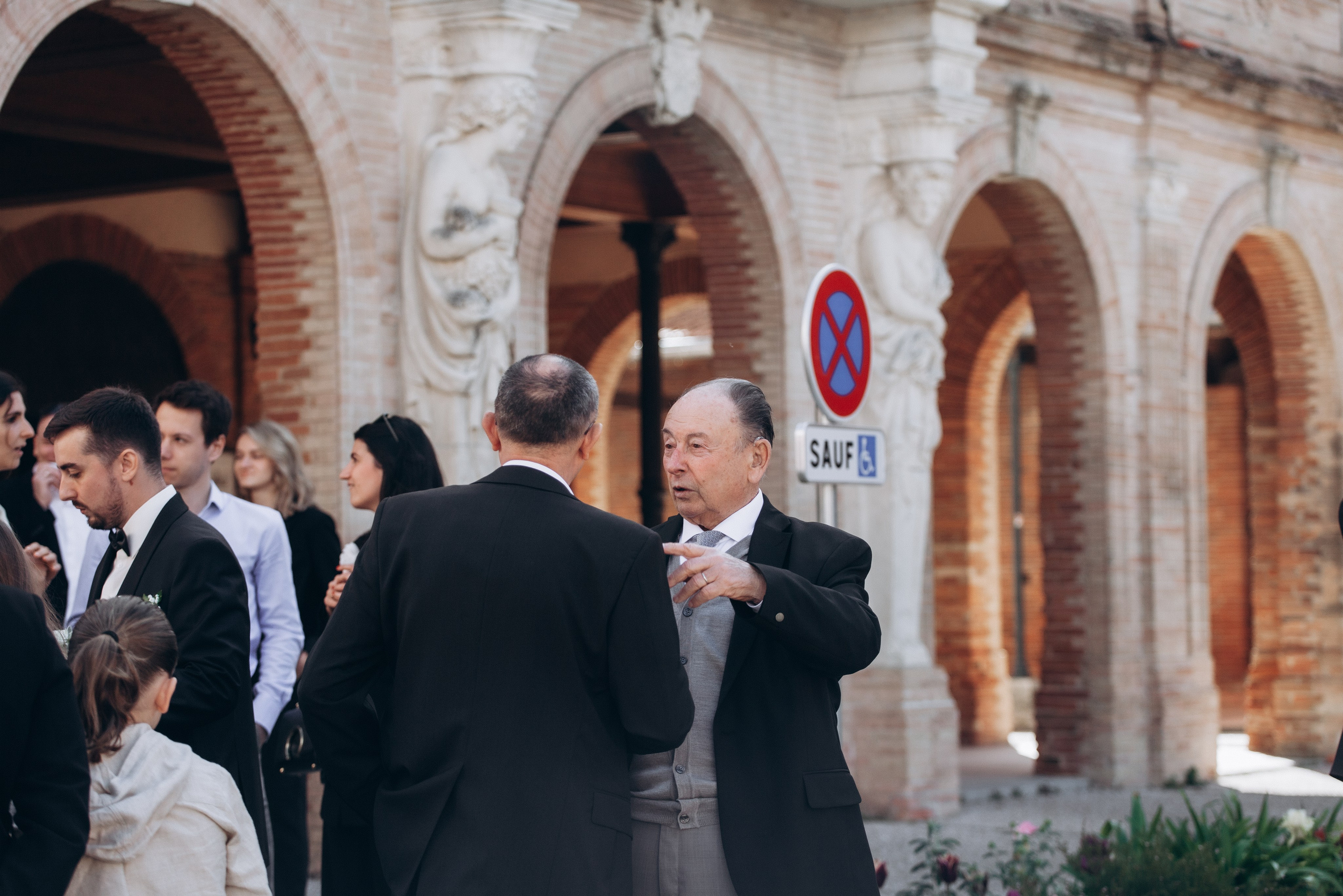 Wedding session in Domaine du T. Eugenie Smirnova — wedding, corporate and lifestyle photographer in Toulouse and Southwest France