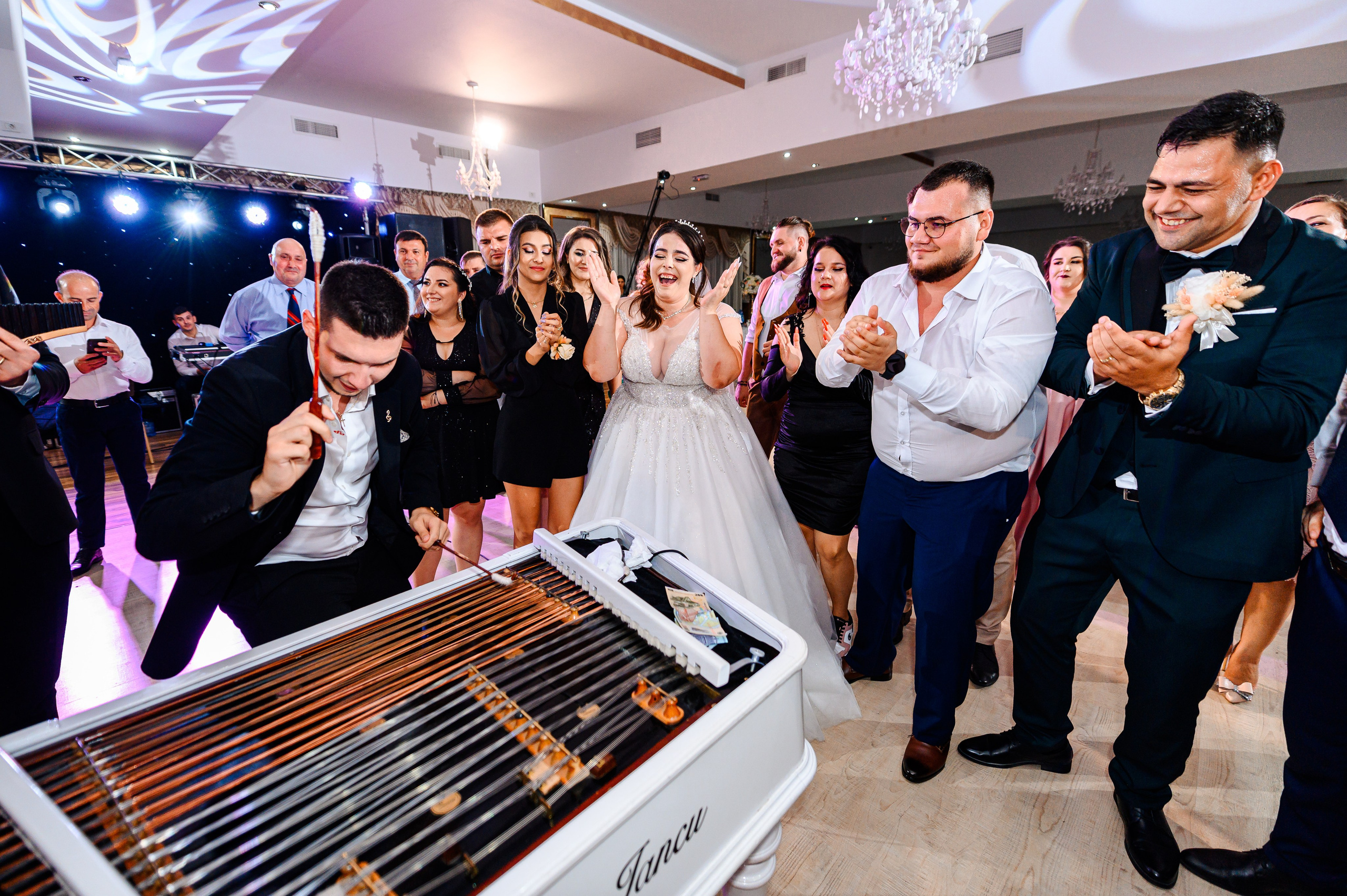 Ramona & Liviu. Mugurel Olteanu Fotograf