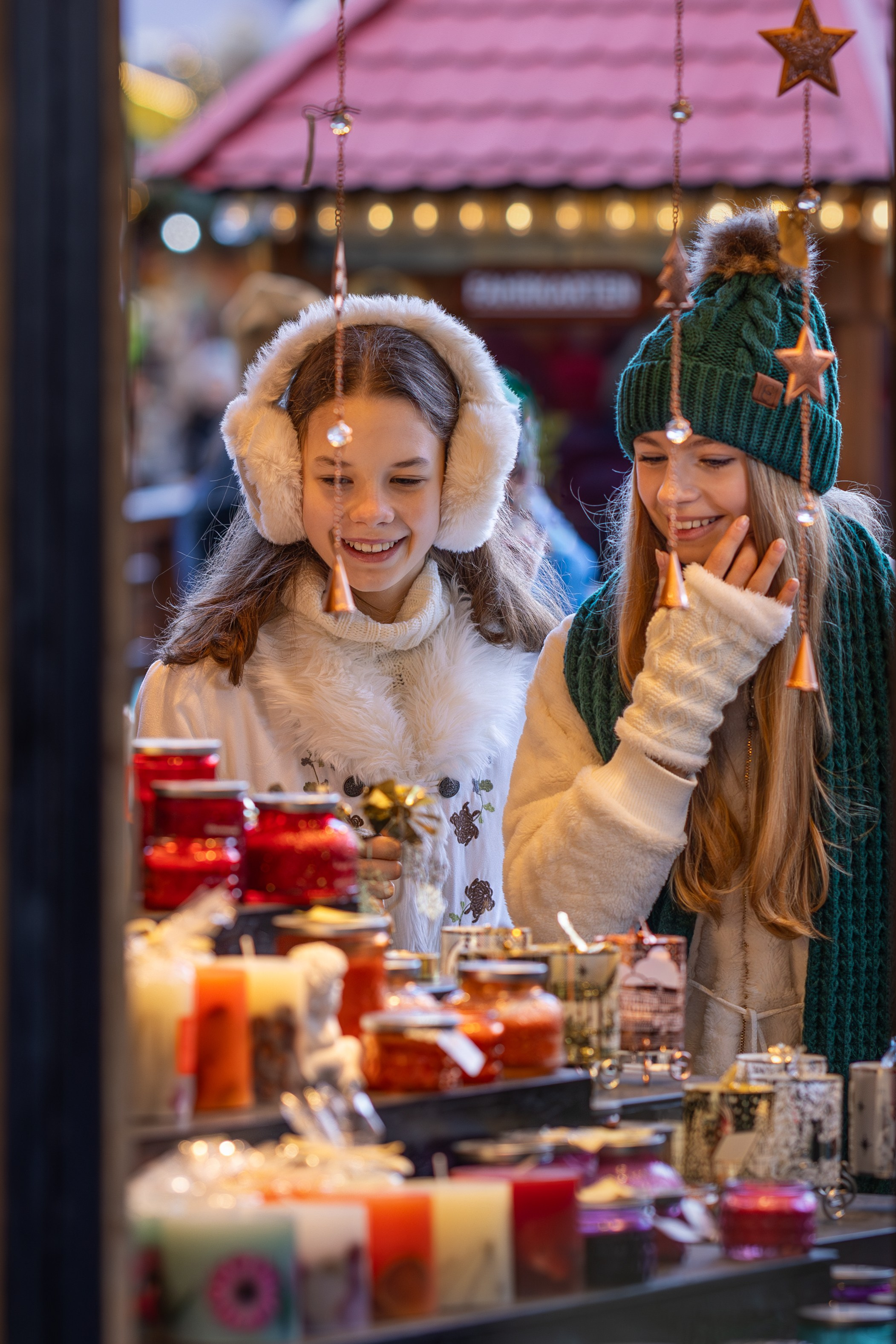 Christmas Market Photo Shoot in Dresden — Magical Outdoor & Studio Sessions. Family & Maternity Photographer in Dresden Tatiana Mudryak