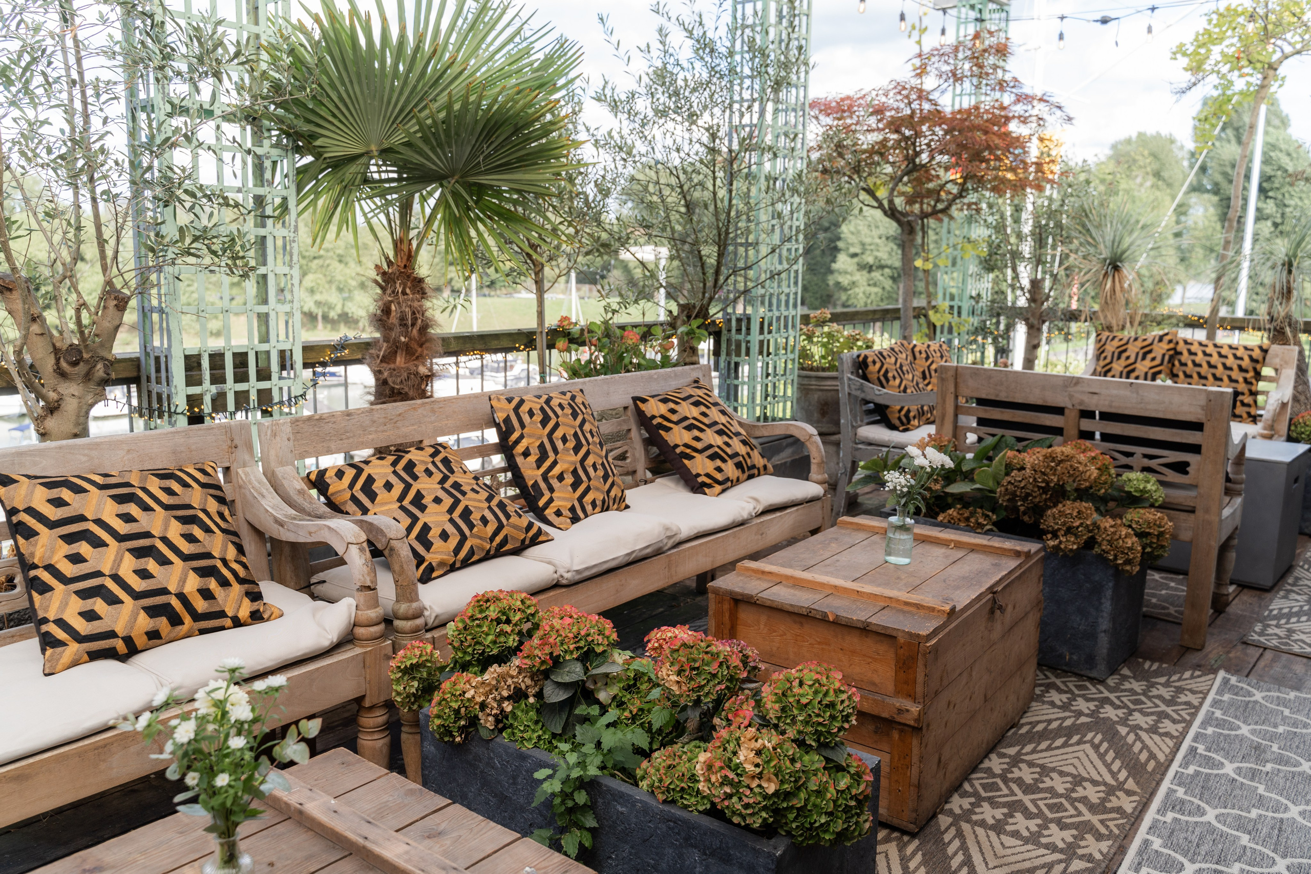 C & P, Düsseldorf Ladü am Deich. Wedding Photographer Germany