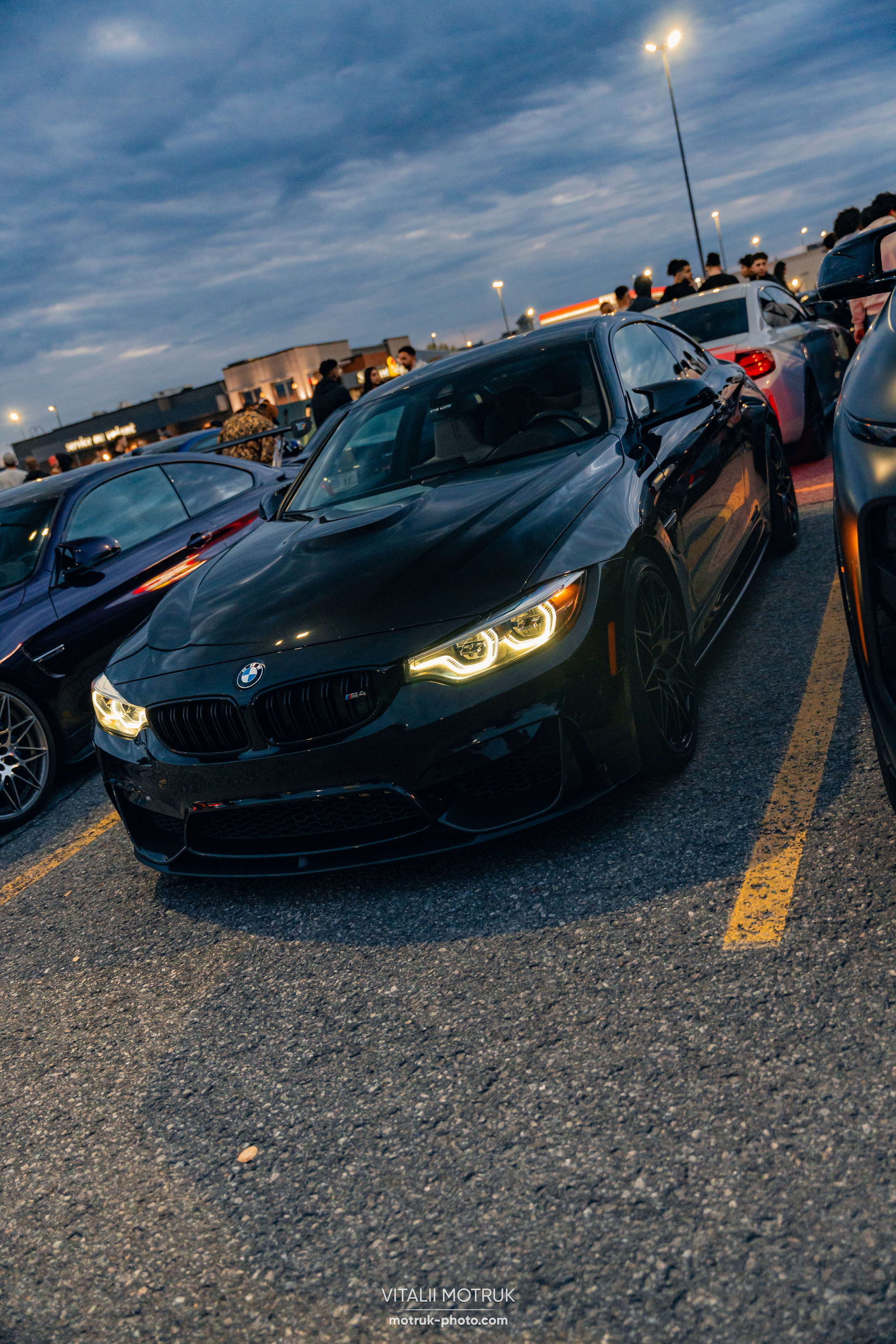 Car meet: 514 bimmers. Photographe de voitures à Paris — Vitalii Motruk