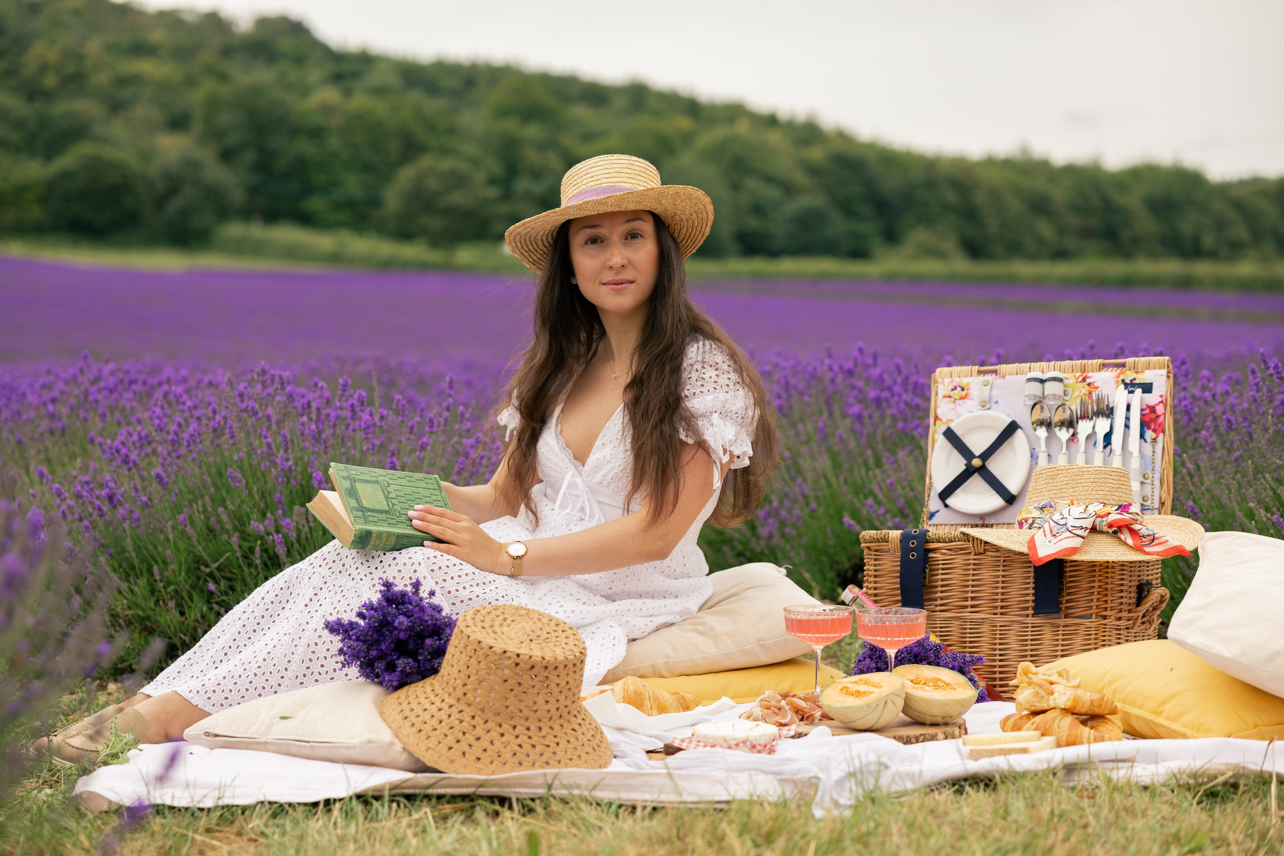 Lavender Picnics. PHOTOGRAPHER IN LONDON