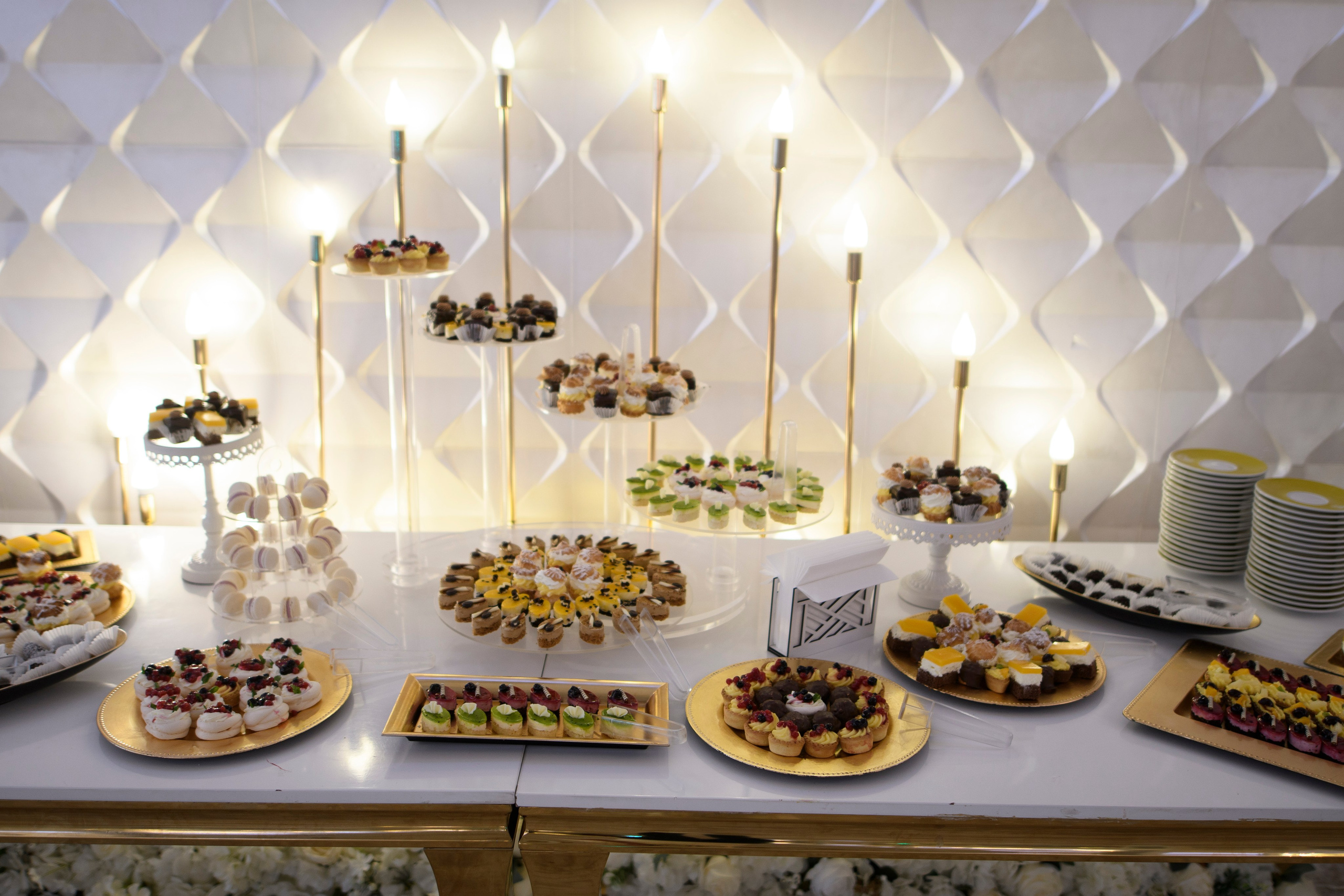 Fotografii de nunta Onesti. MDimaFotoStudio. Fotograf de nuntă, evenimente private și de familie