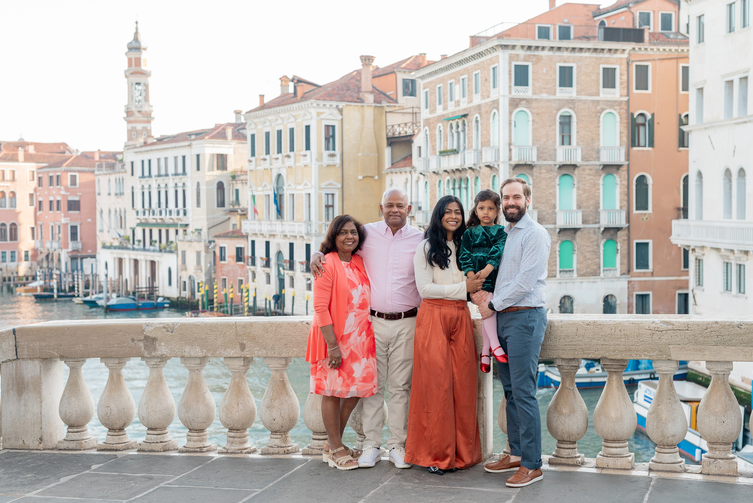 Family photoshoot in Venice. Photographer in Venice Anna Terzi
