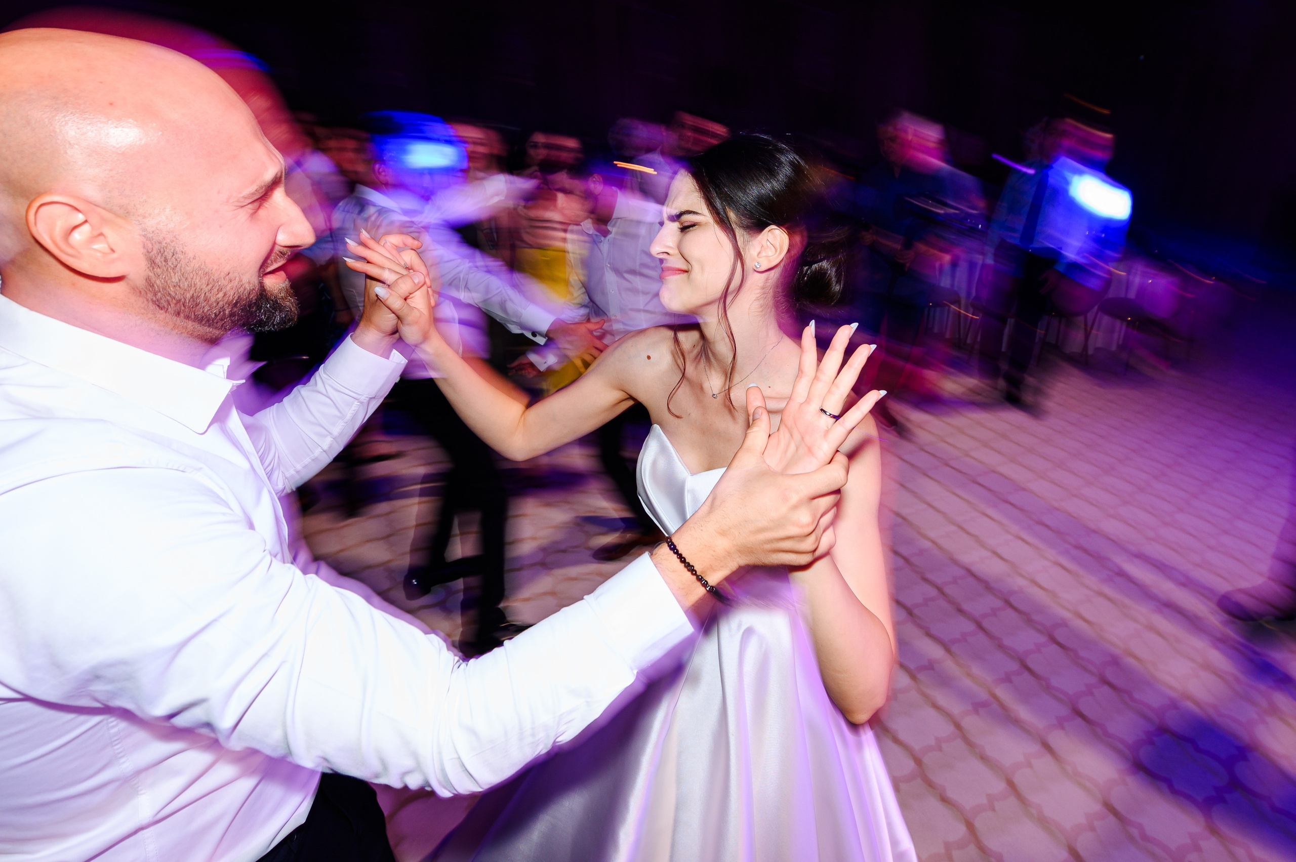 Madalina & Ovidiu. Mugurel Olteanu Fotograf